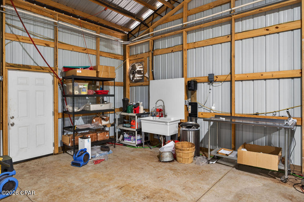 [No Recorded Subdiv] - Commercial Sale
