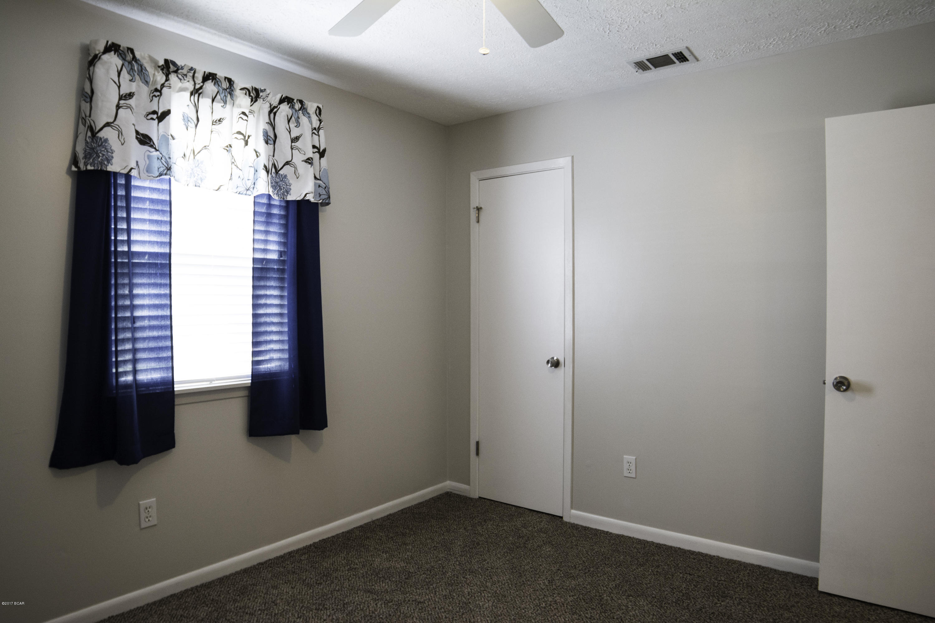 Pine Forest Est Ph 2 - Residential