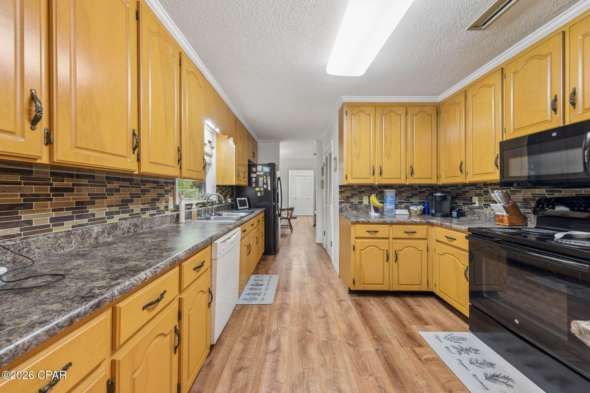 Dogwood Lakes - Residential