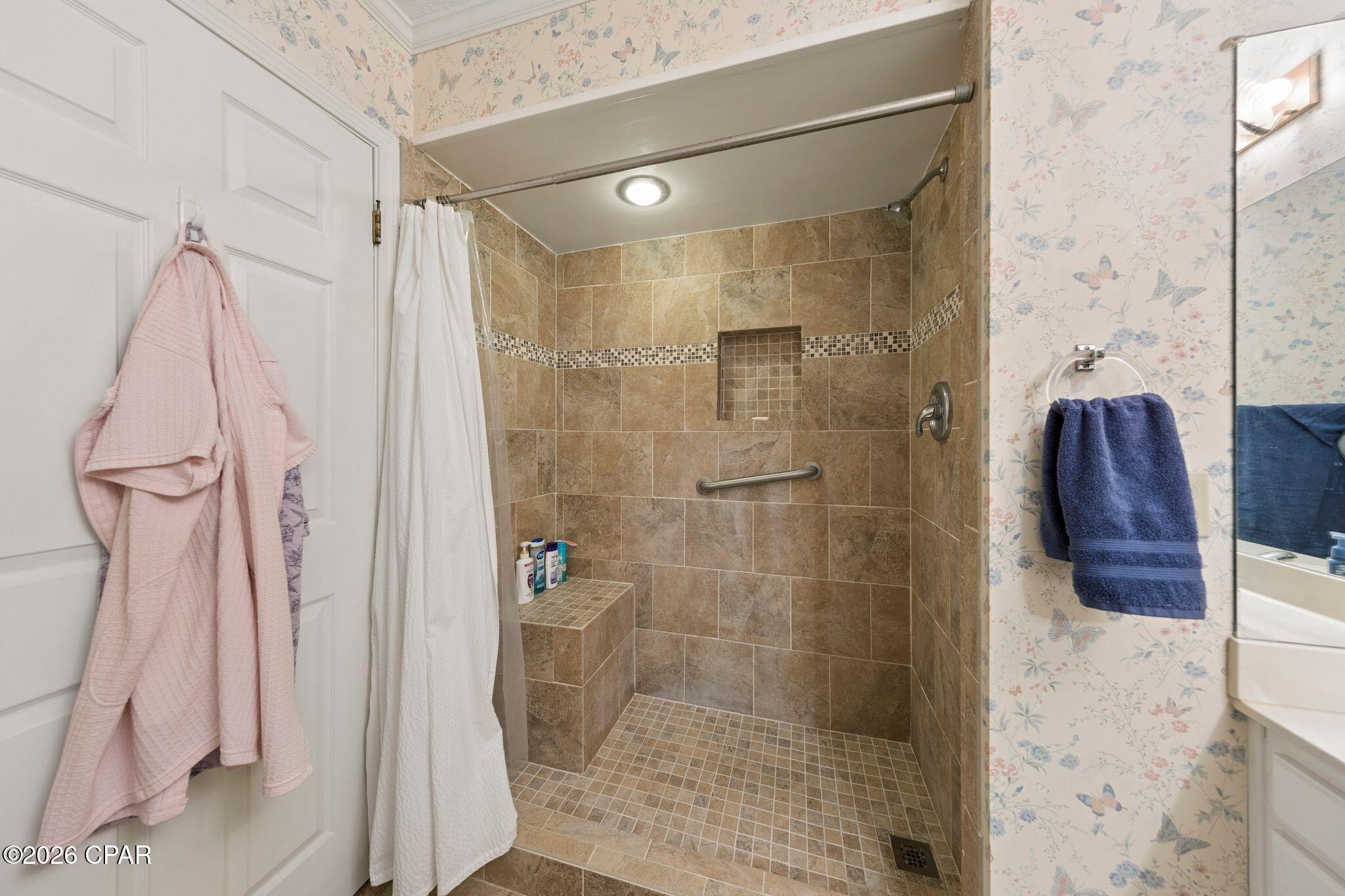 Dogwood Lakes - Residential