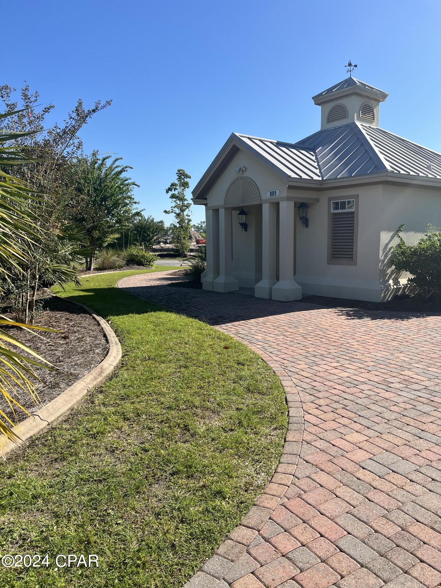 Laird Bayou - Land