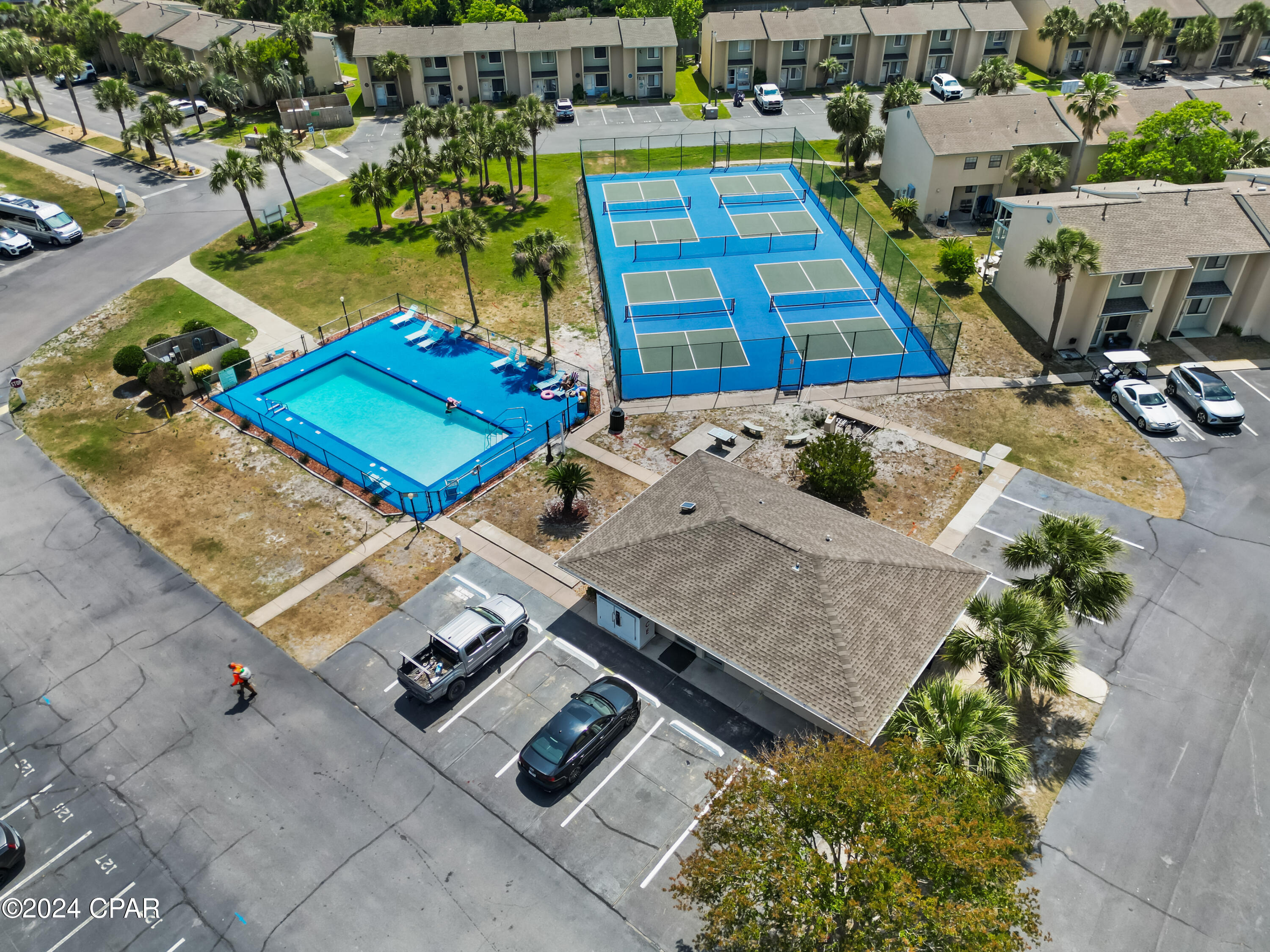 Panama City Beach, Florida 32407, United States, 2 Bedrooms Bedrooms, ,1 BathroomBathrooms,Residential,Pending,56924