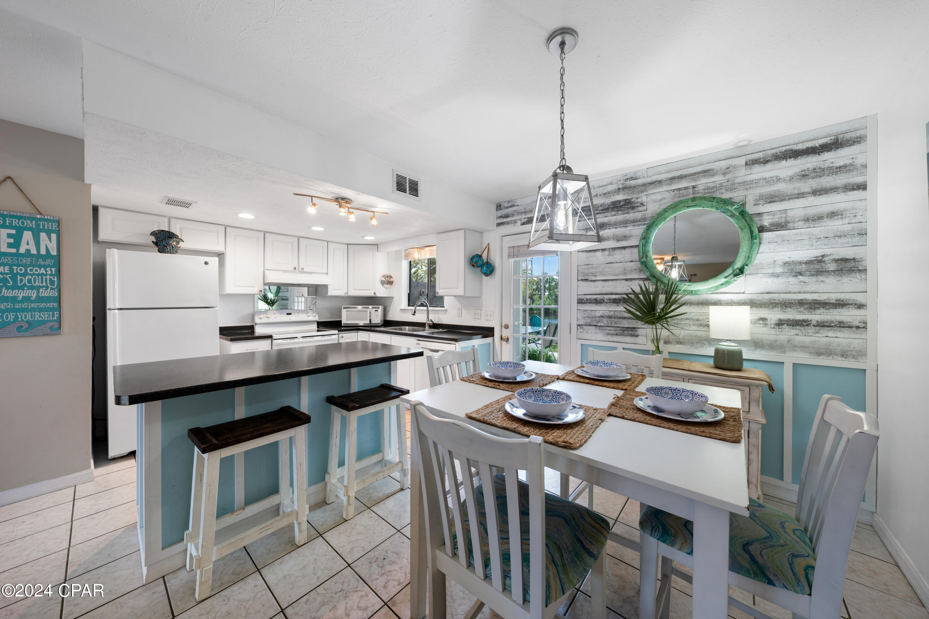 Panama City Beach, Florida 32407, United States, 2 Bedrooms Bedrooms, ,1 BathroomBathrooms,Residential,Pending,56924