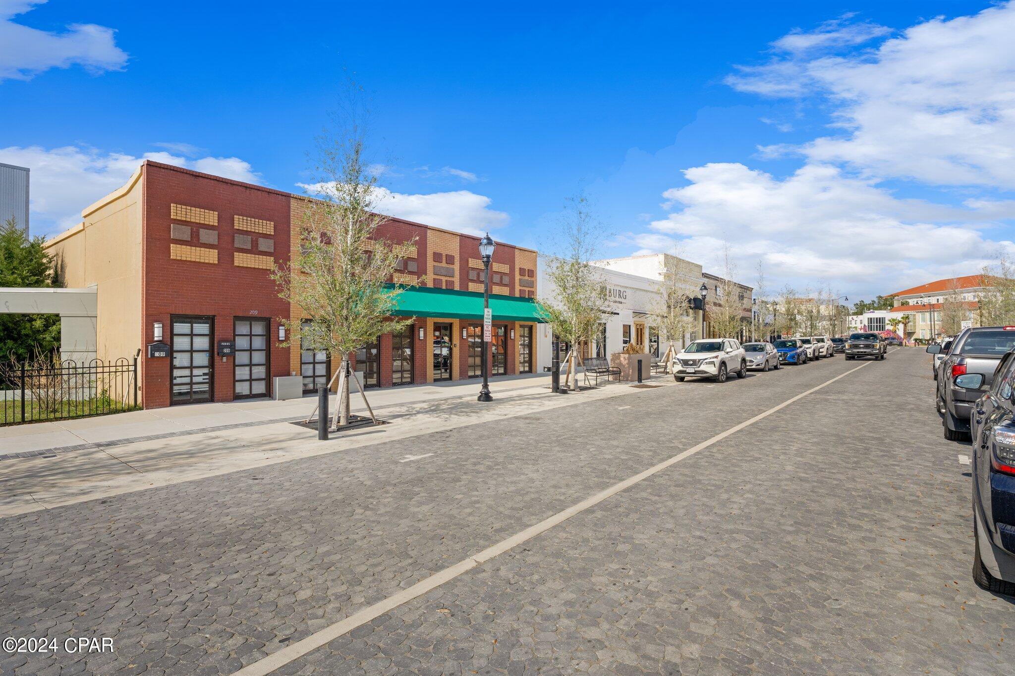 Gulf Coast Dev Co Plat - Commercial Sale