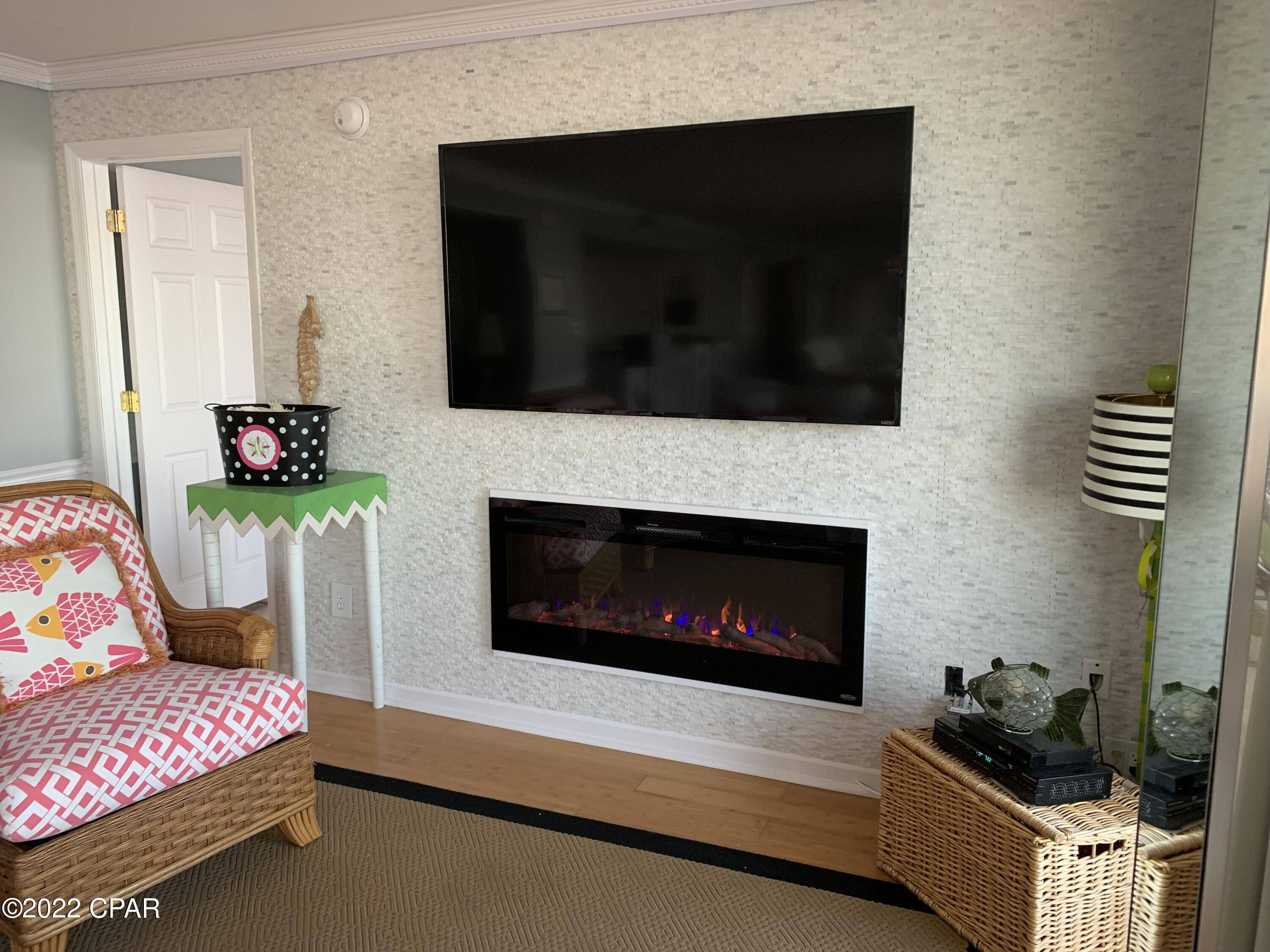 Seachase Condo - Residential