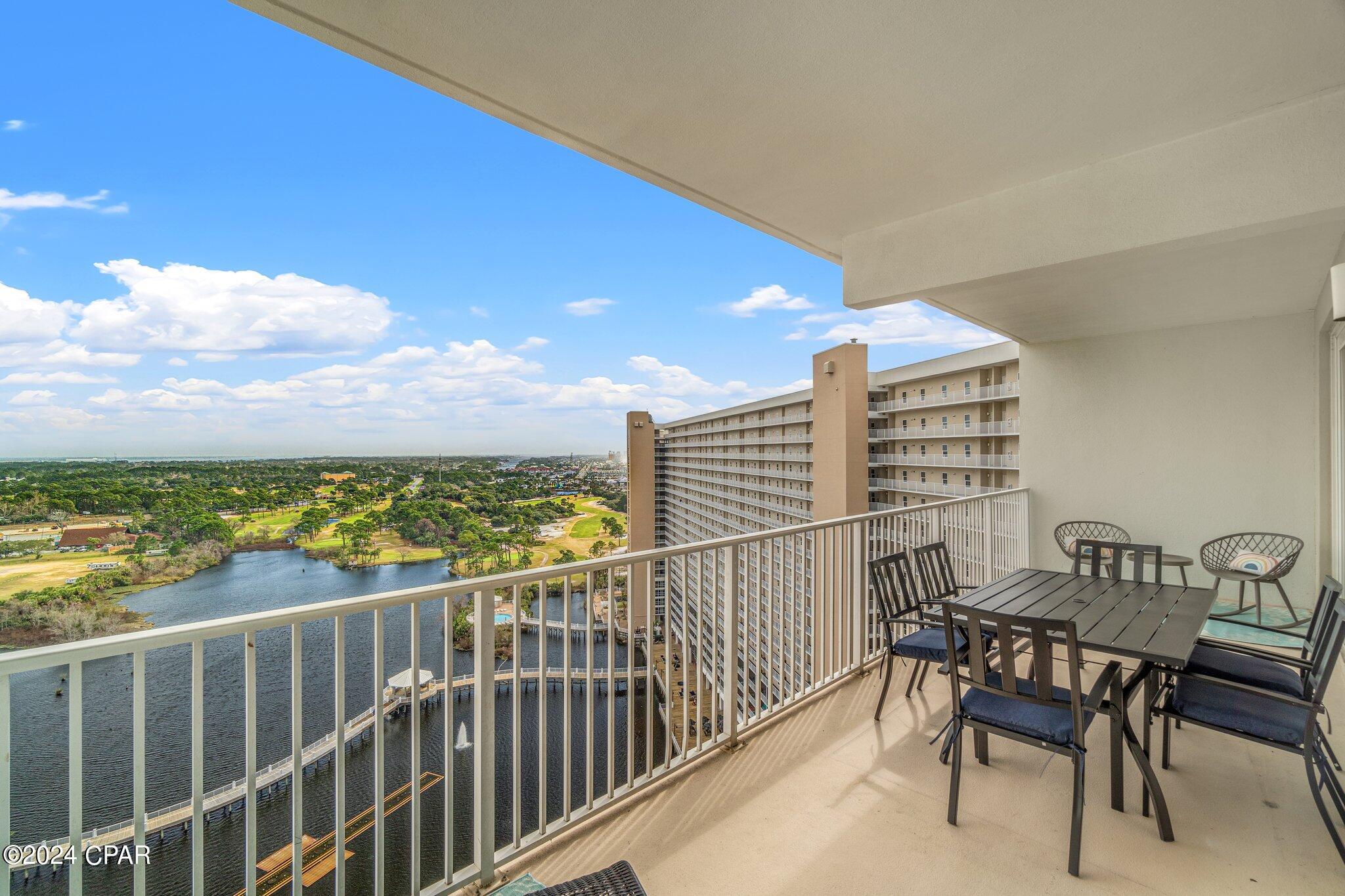 Laketown Wharf - Residential