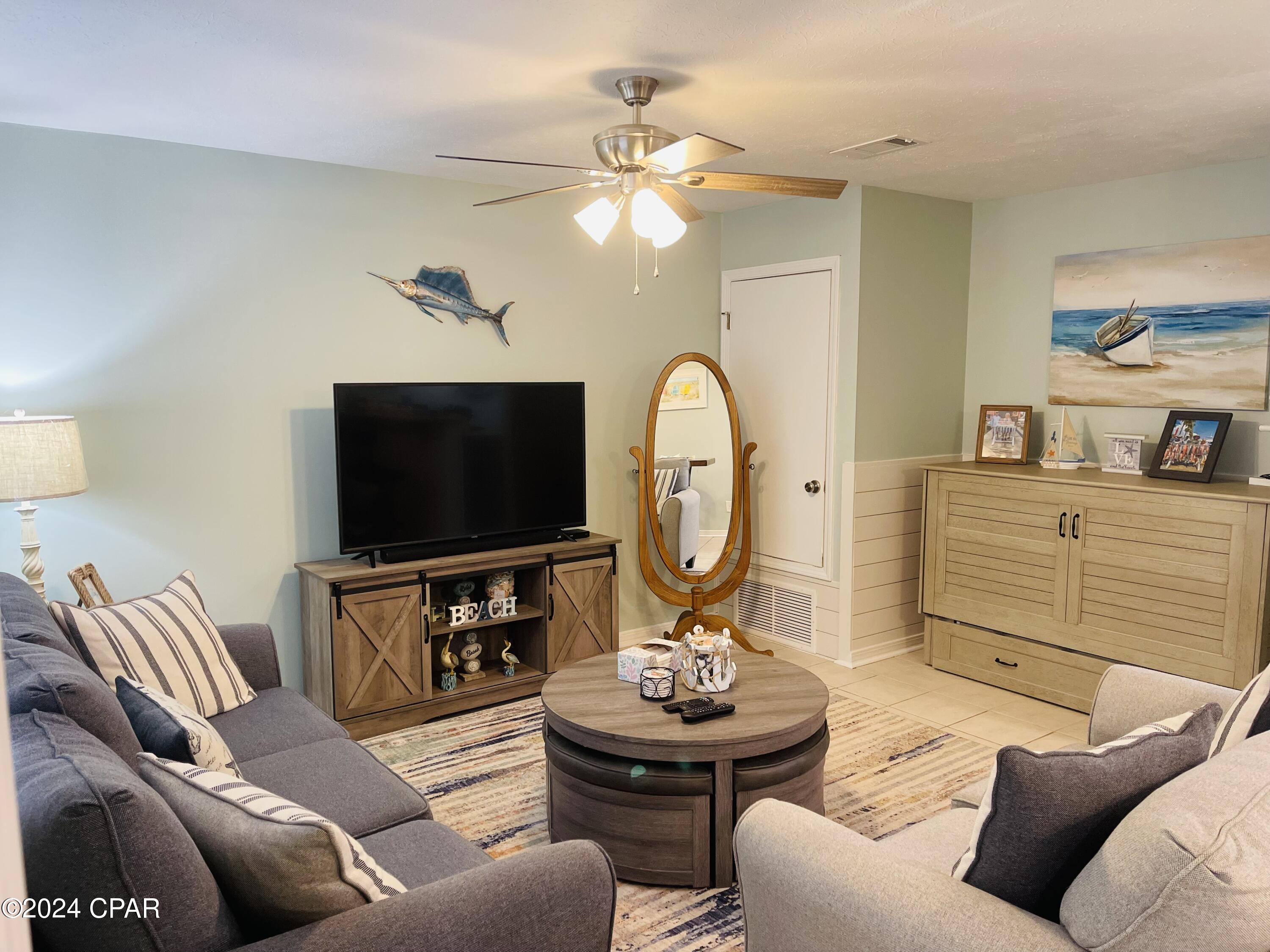 Harbour Towne - Residential