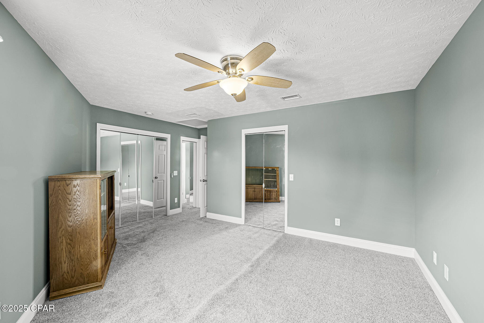 Venture Out Travel Trail - Residential