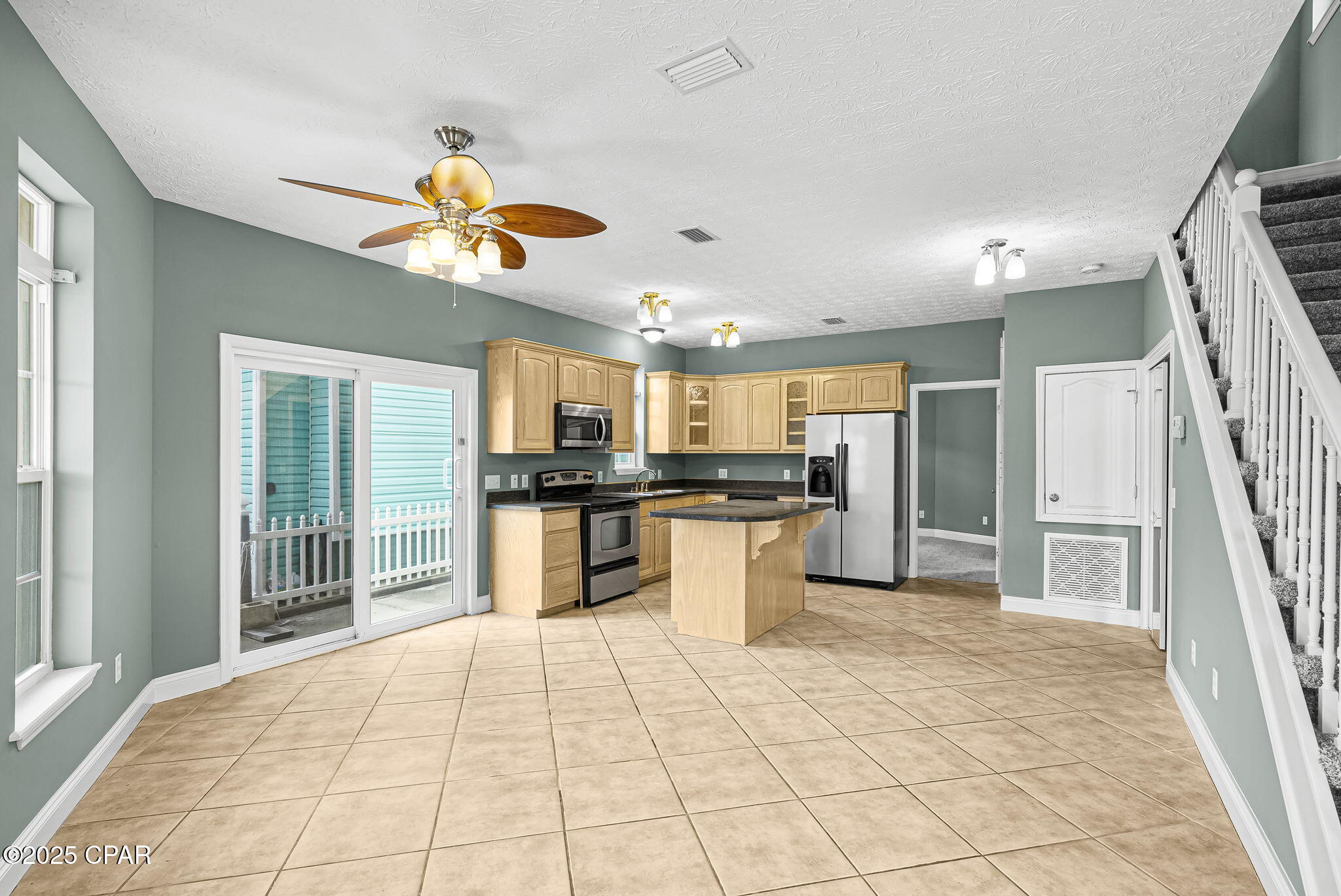 Venture Out Travel Trail - Residential