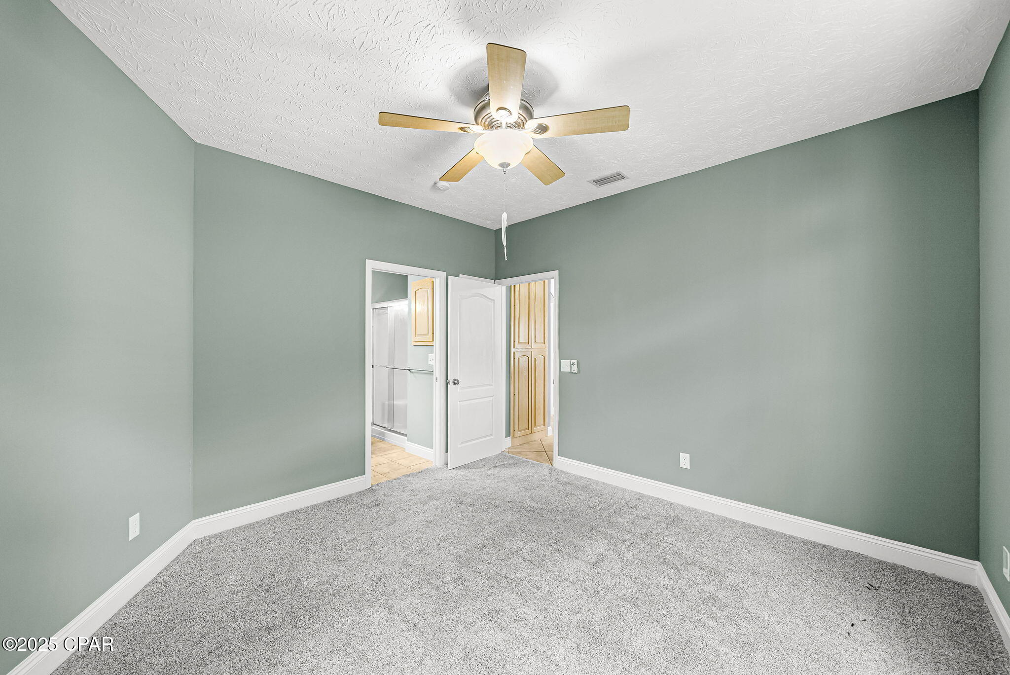 Venture Out Travel Trail - Residential