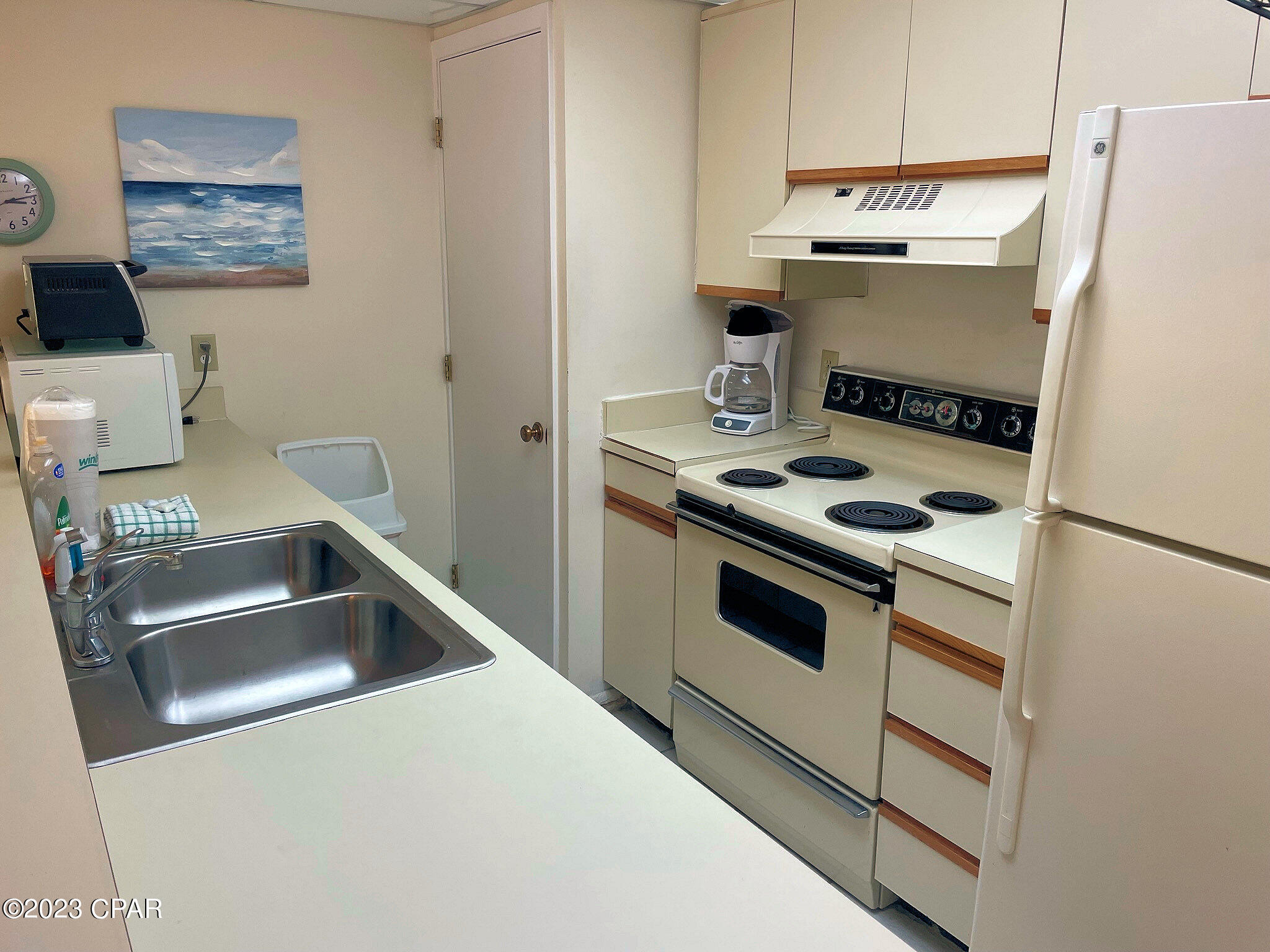 Edgewater Tower I - Residential