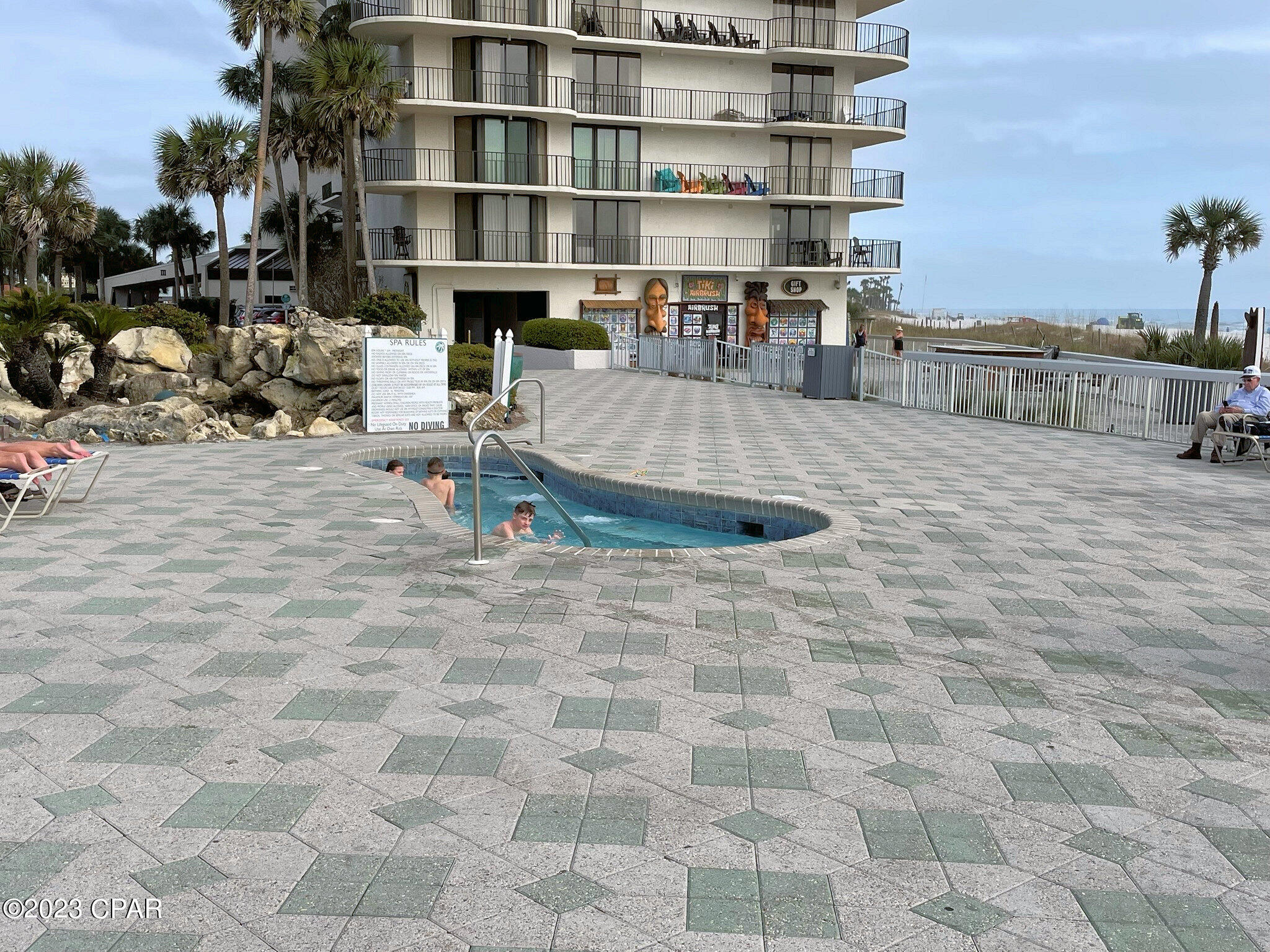 Edgewater Tower I - Residential