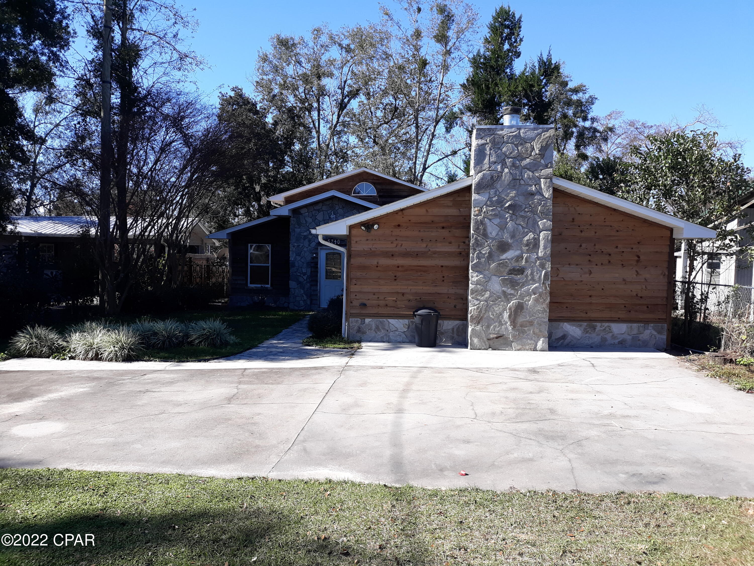 Scotts Ferry - Residential