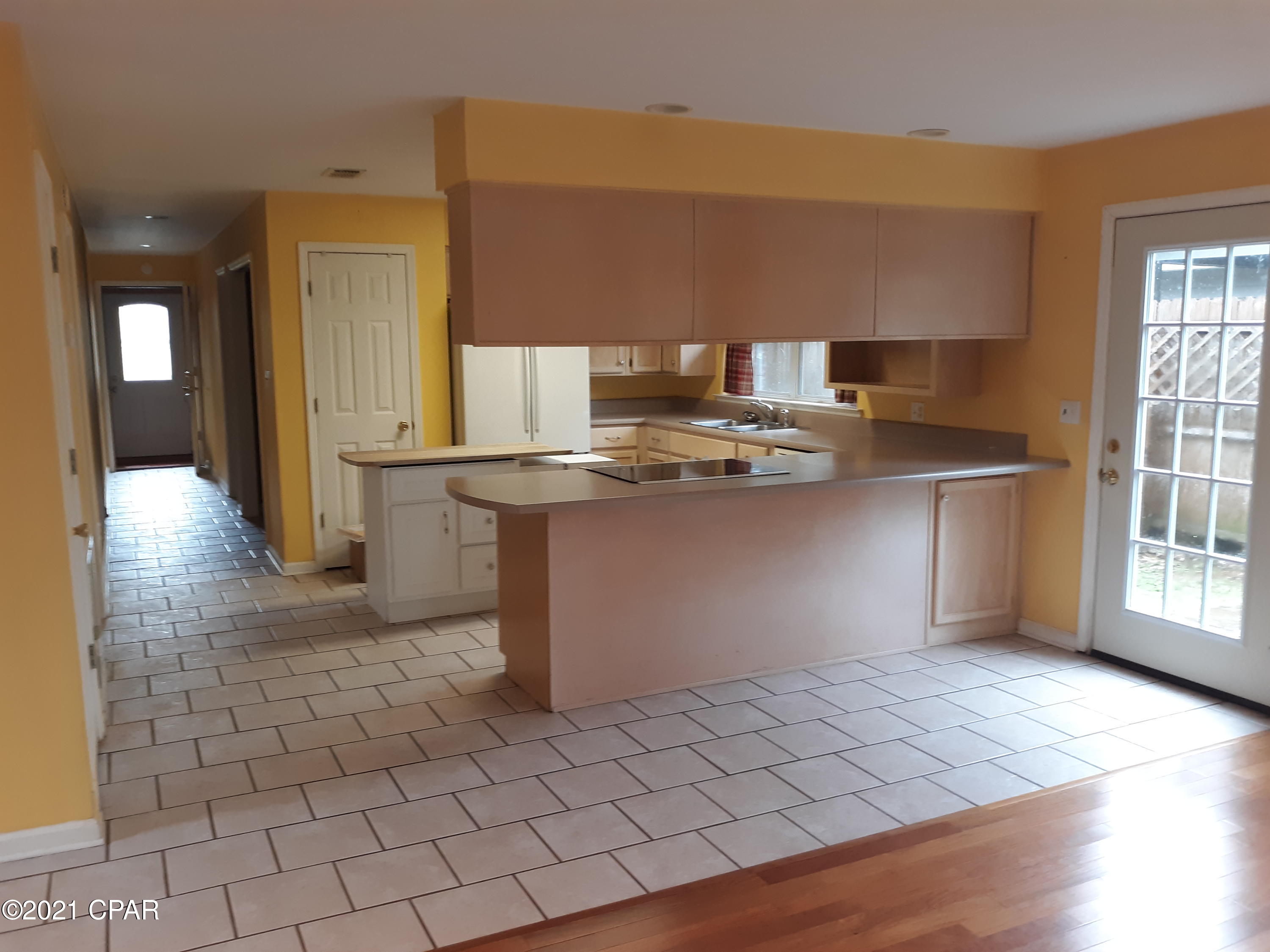 Scotts Ferry - Residential