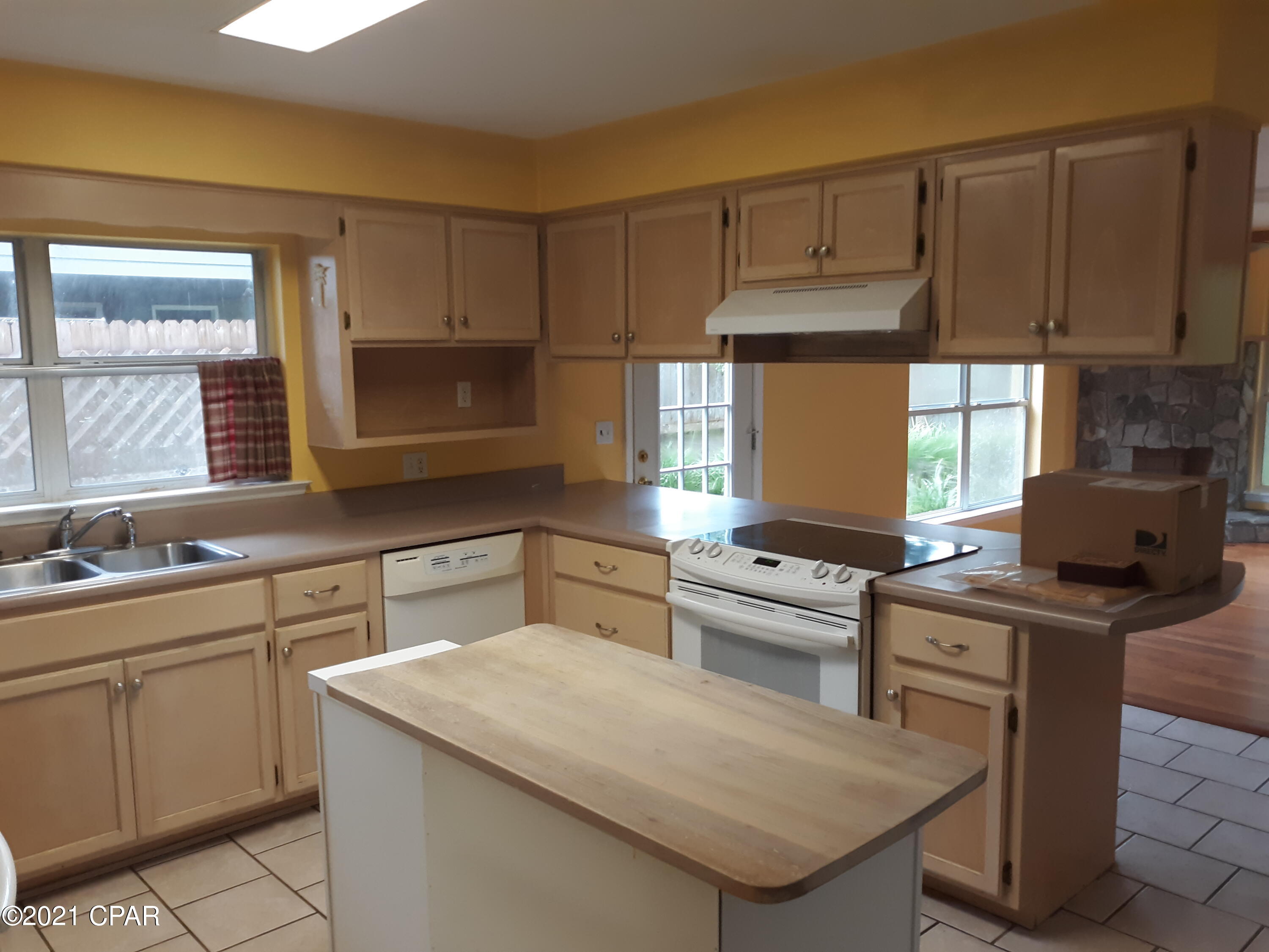 Scotts Ferry - Residential