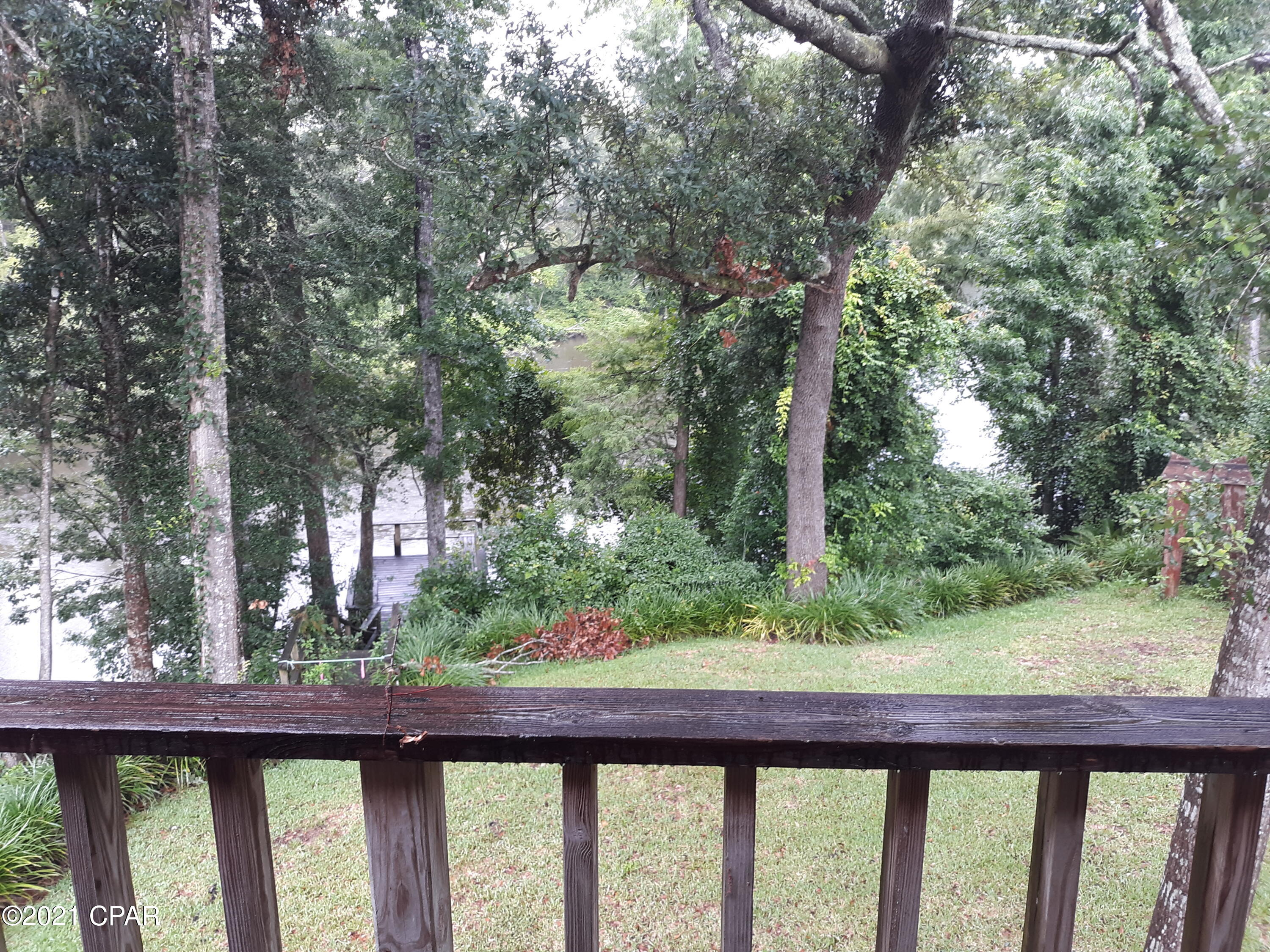 Scotts Ferry - Residential