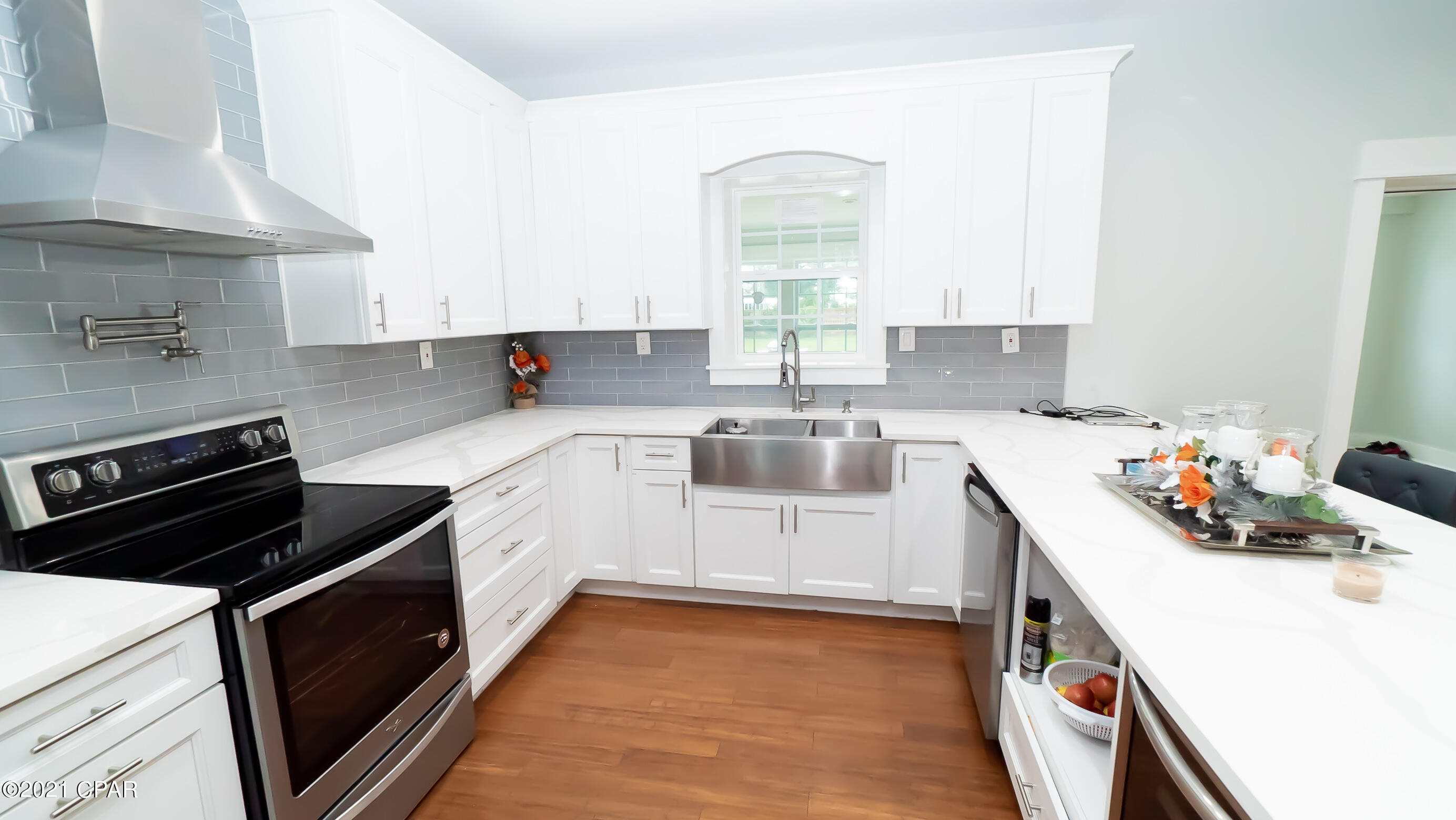 [No Recorded Subdiv] - Residential