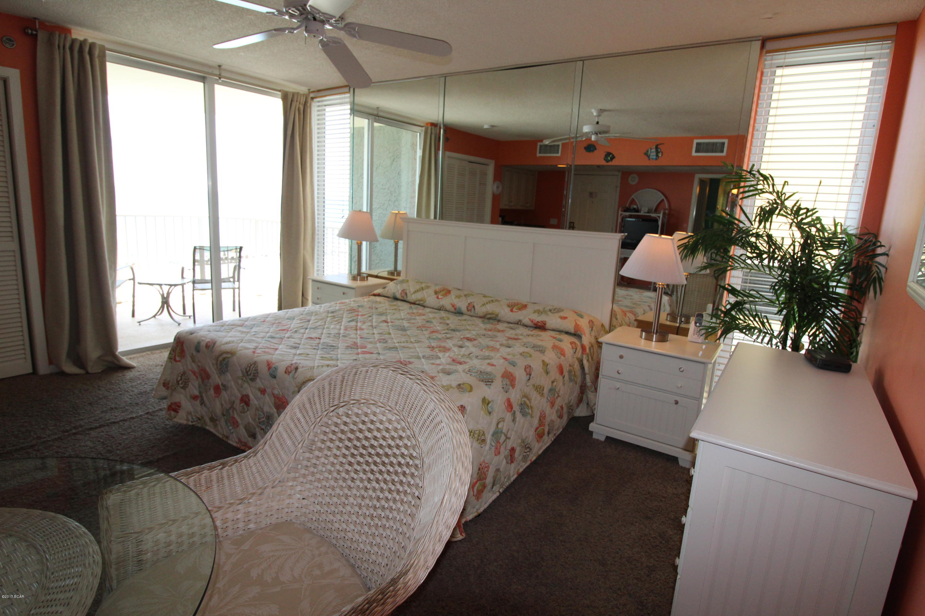 Long Beach Towers IV - Residential