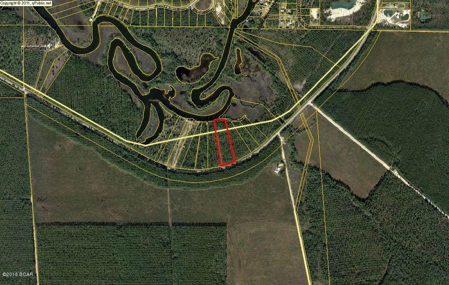 Deep water lot on Wetappo Creek, water depth is suitable for large boat with direct access to the Intercoastal Waterway. Great fishing area whether it is fresh water or salt water on beautiful Mexico Beach a fisherman's paradise. No HOA, reasonable restrictions. Lots had dock permits at one time, ask for Details.