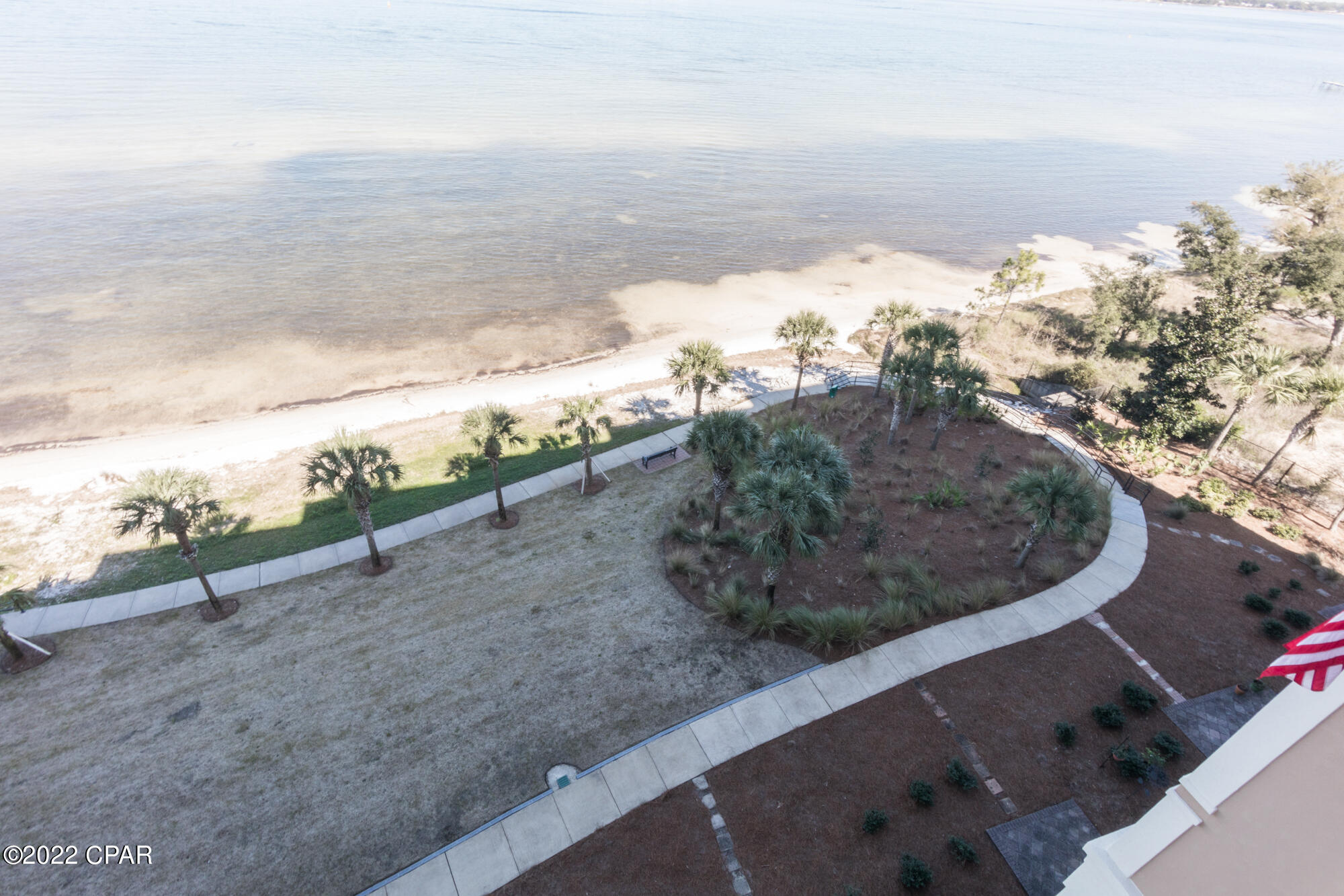 Magnolia Bay Club - Residential