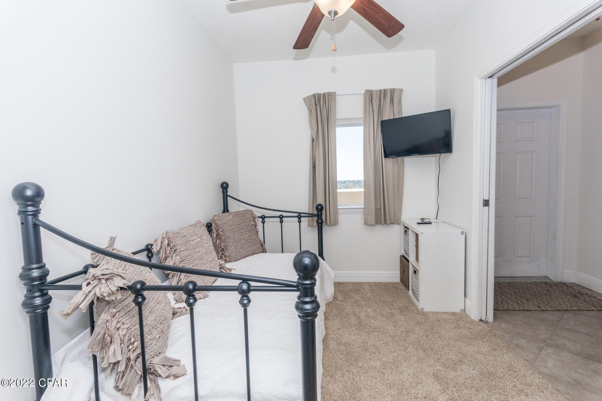 Magnolia Bay Club - Residential