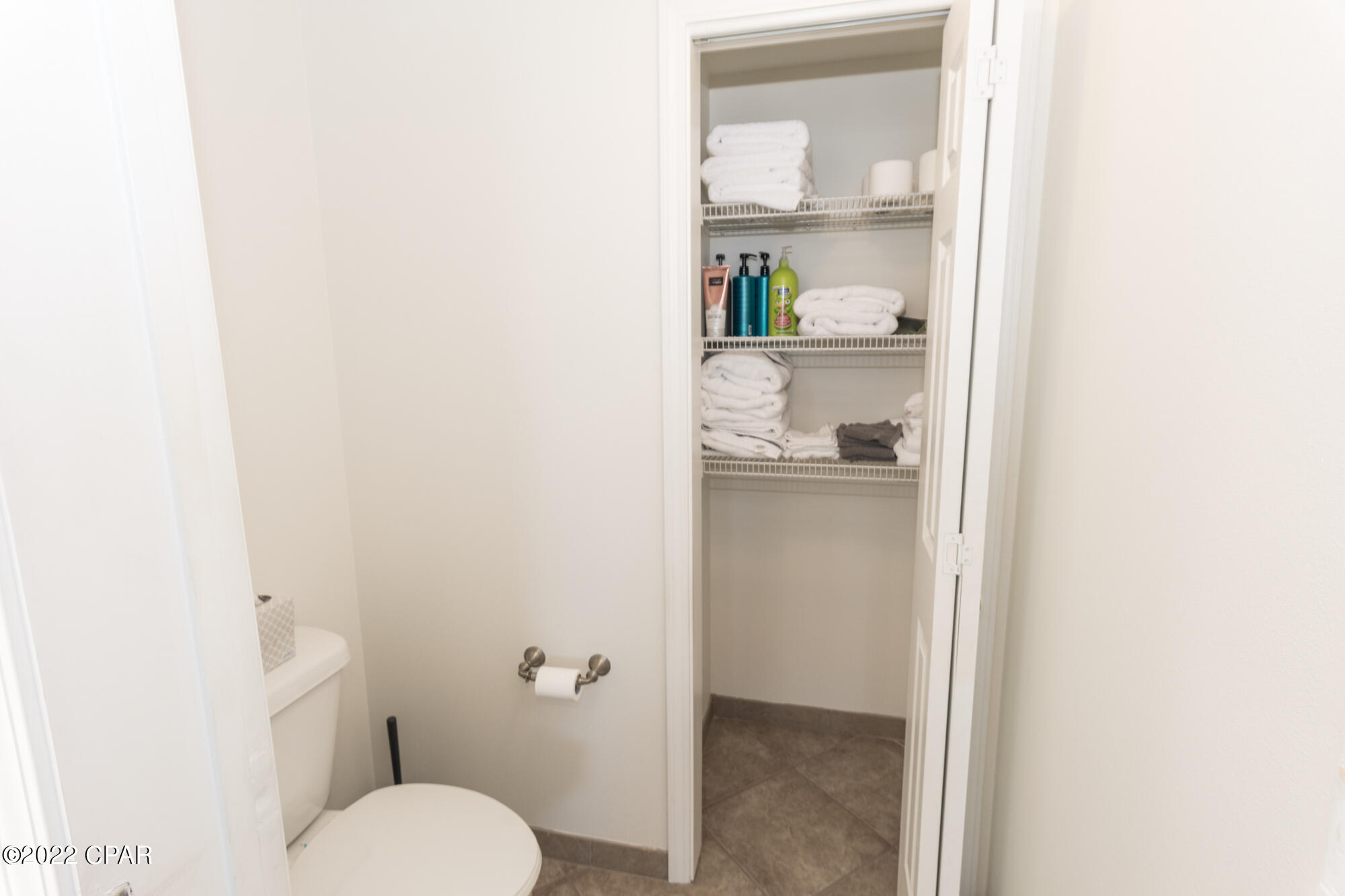 Magnolia Bay Club - Residential