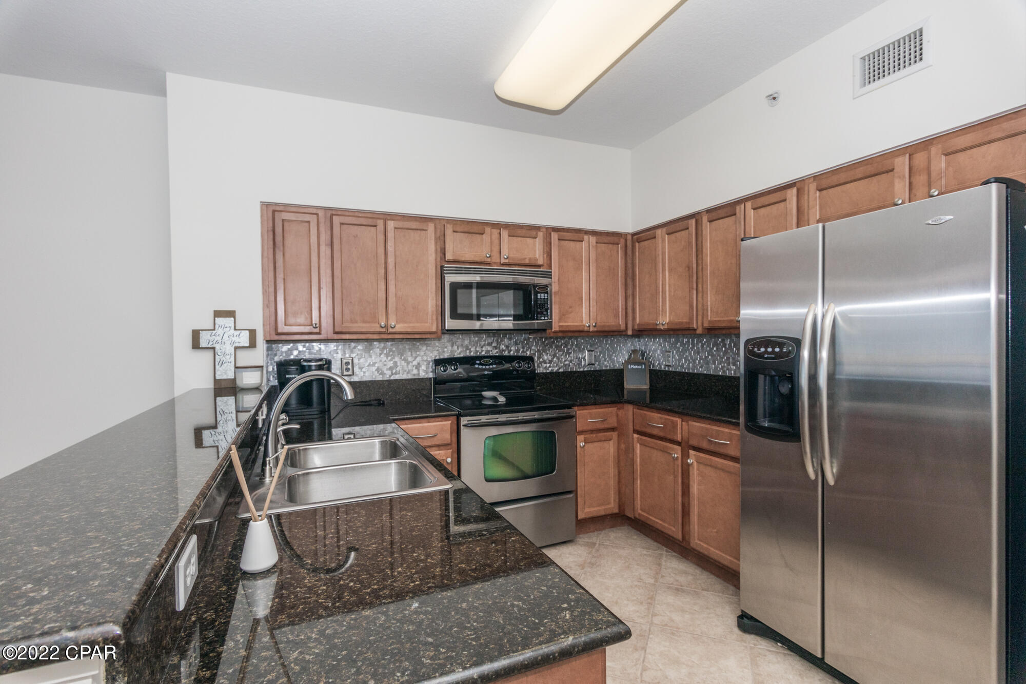 Magnolia Bay Club - Residential