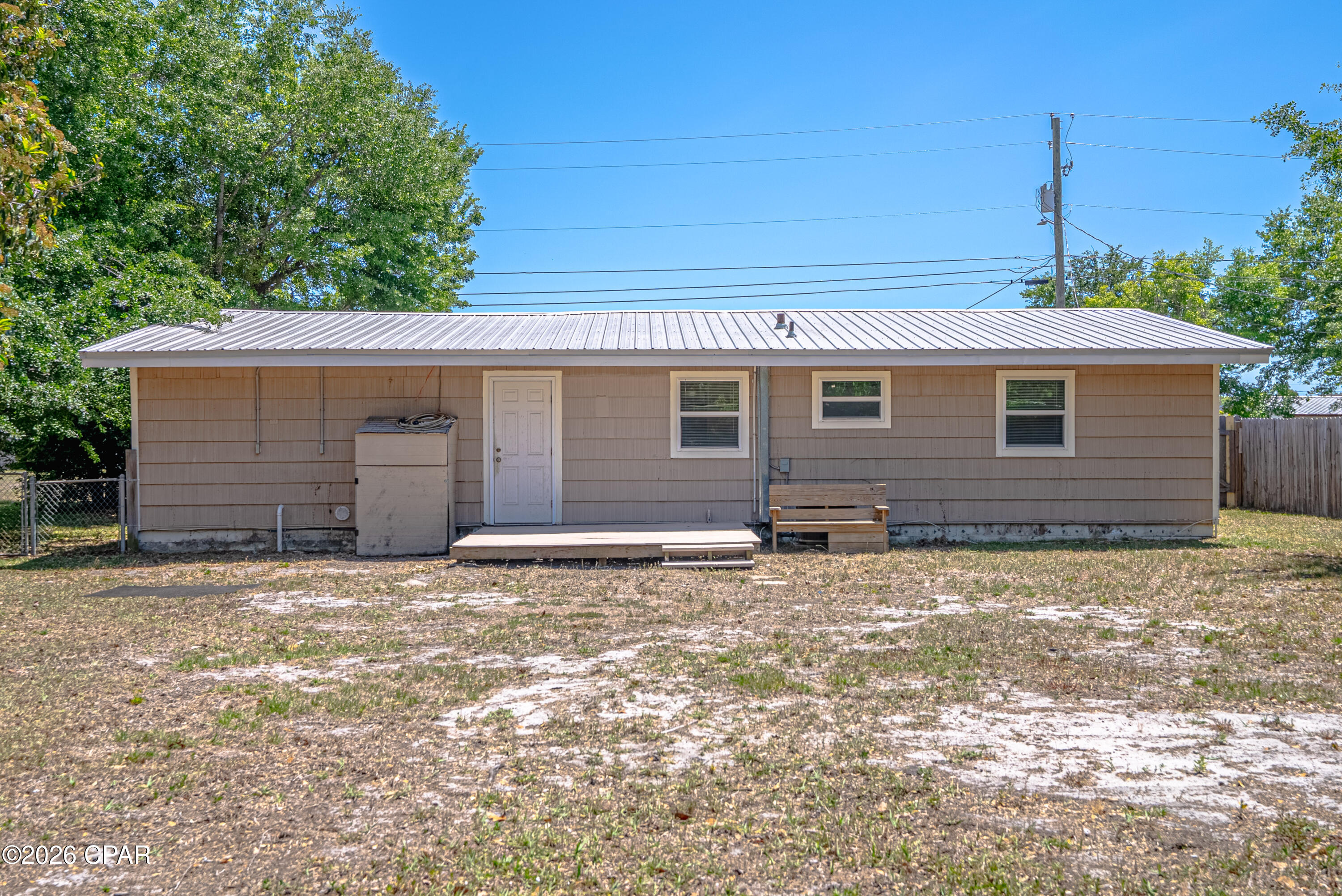 Hentz 1st Add Unit B - Residential