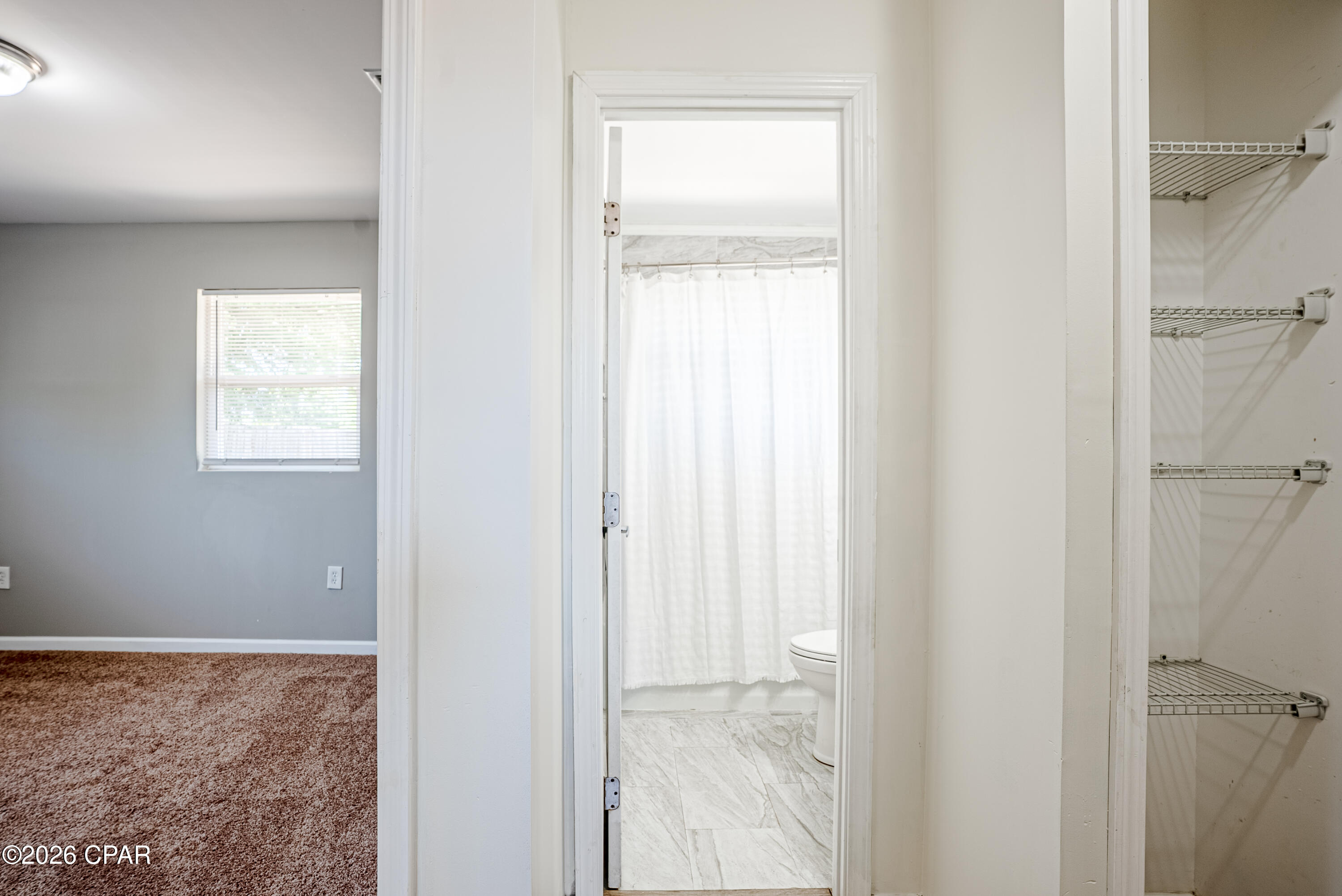 Hentz 1st Add Unit B - Residential