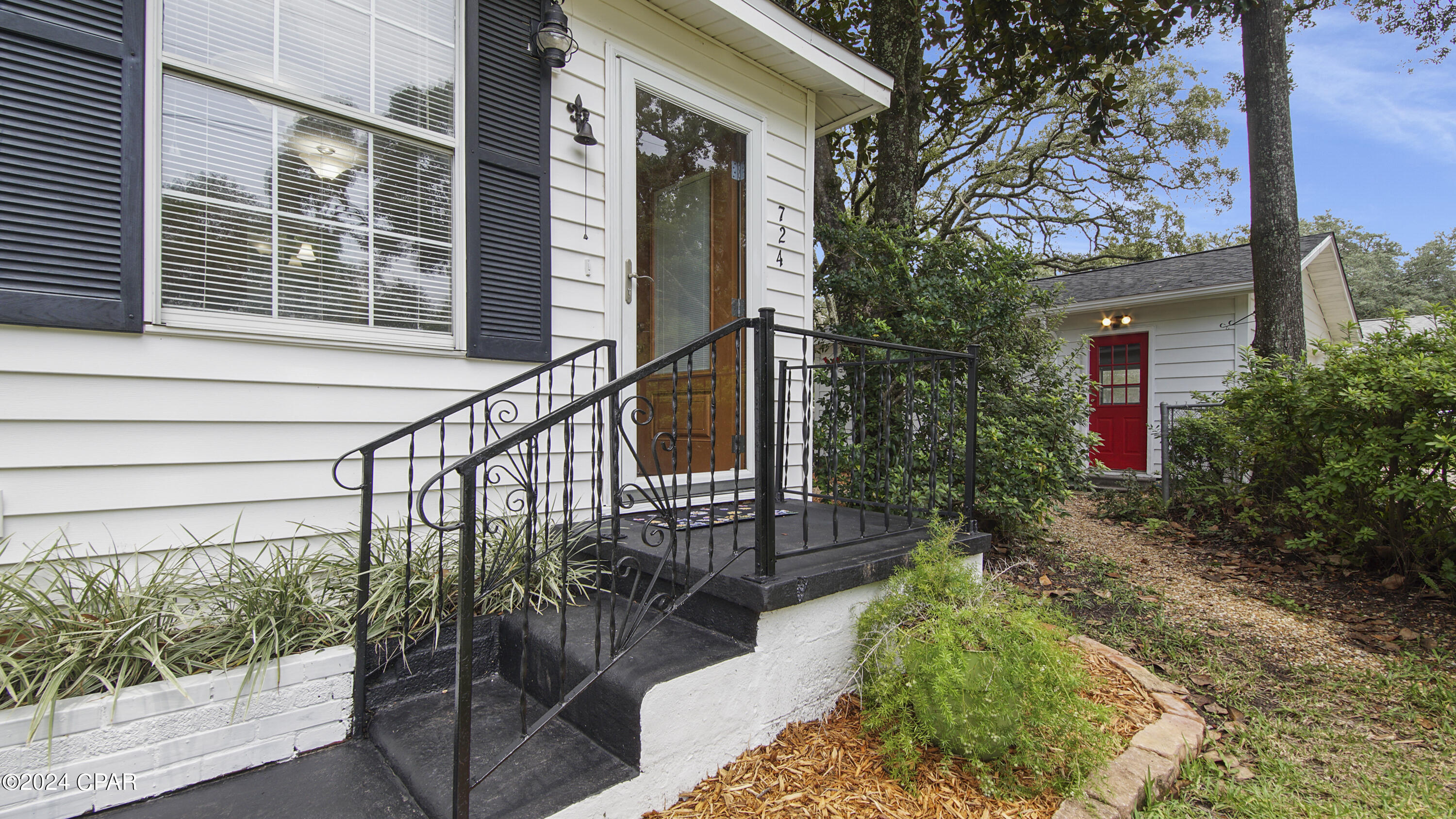 [No Recorded Subdiv] - Residential