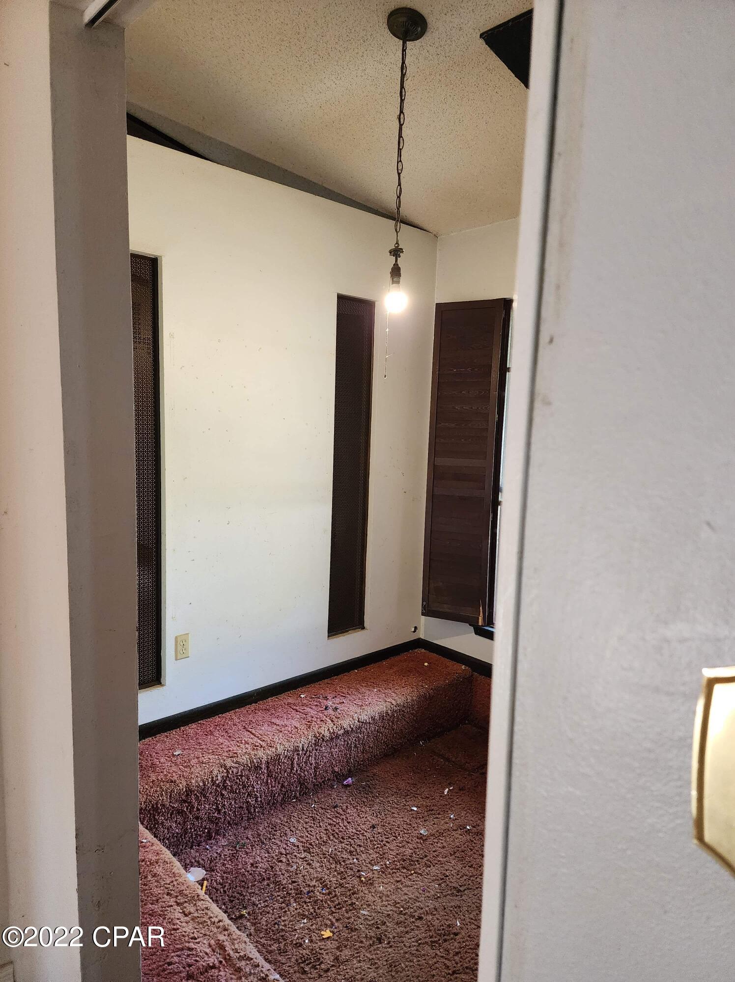 Santa Villa - Residential