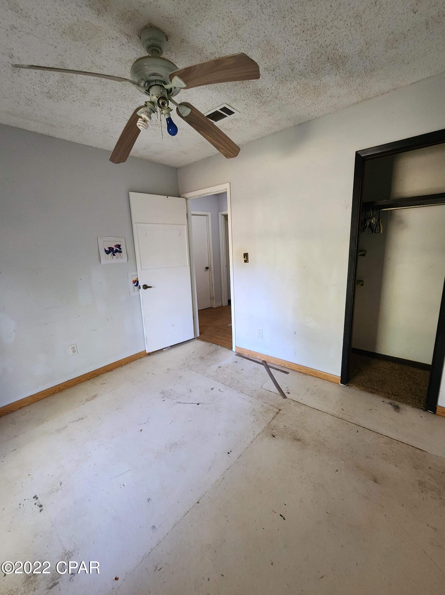 Santa Villa - Residential