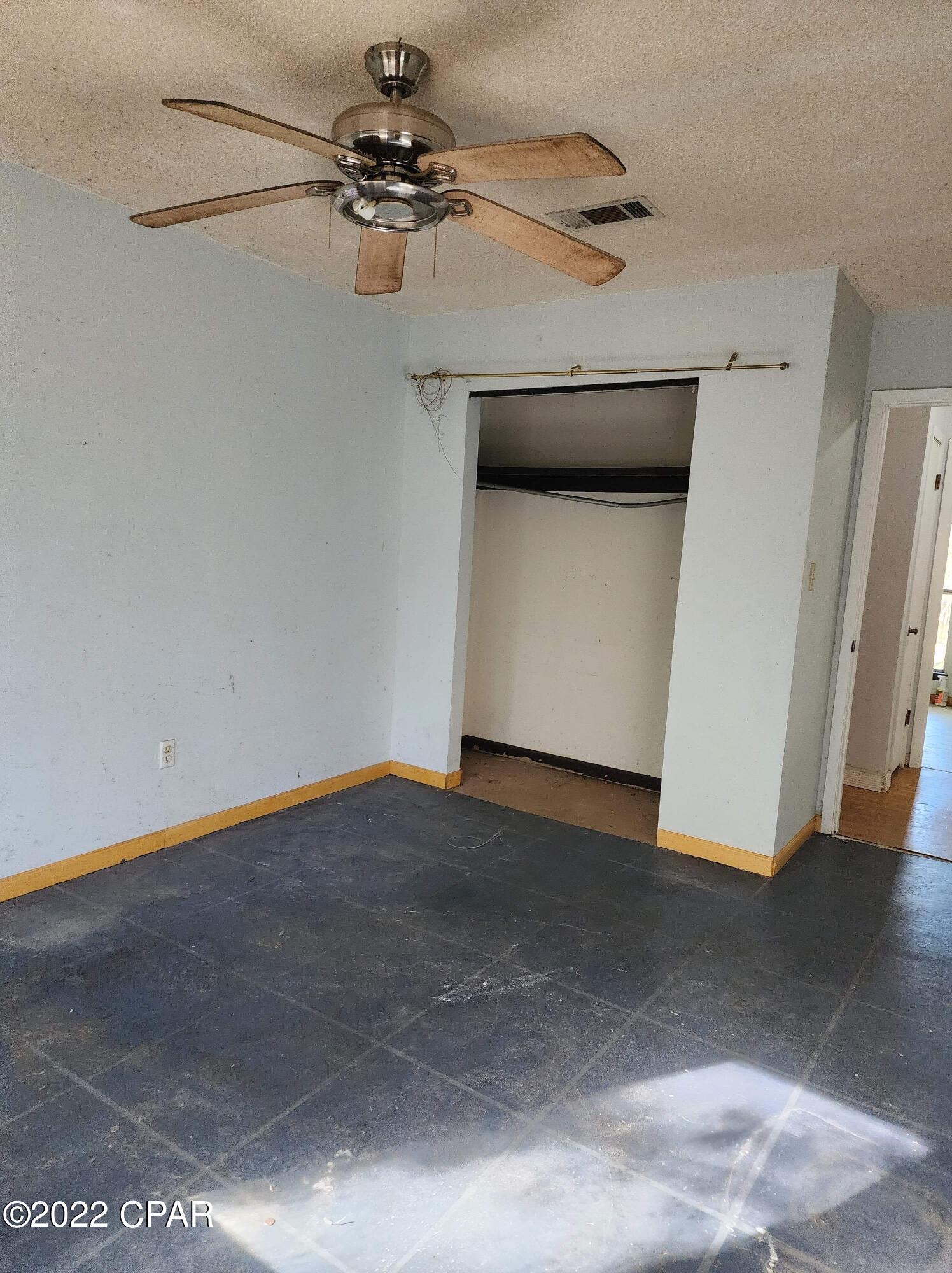 Santa Villa - Residential