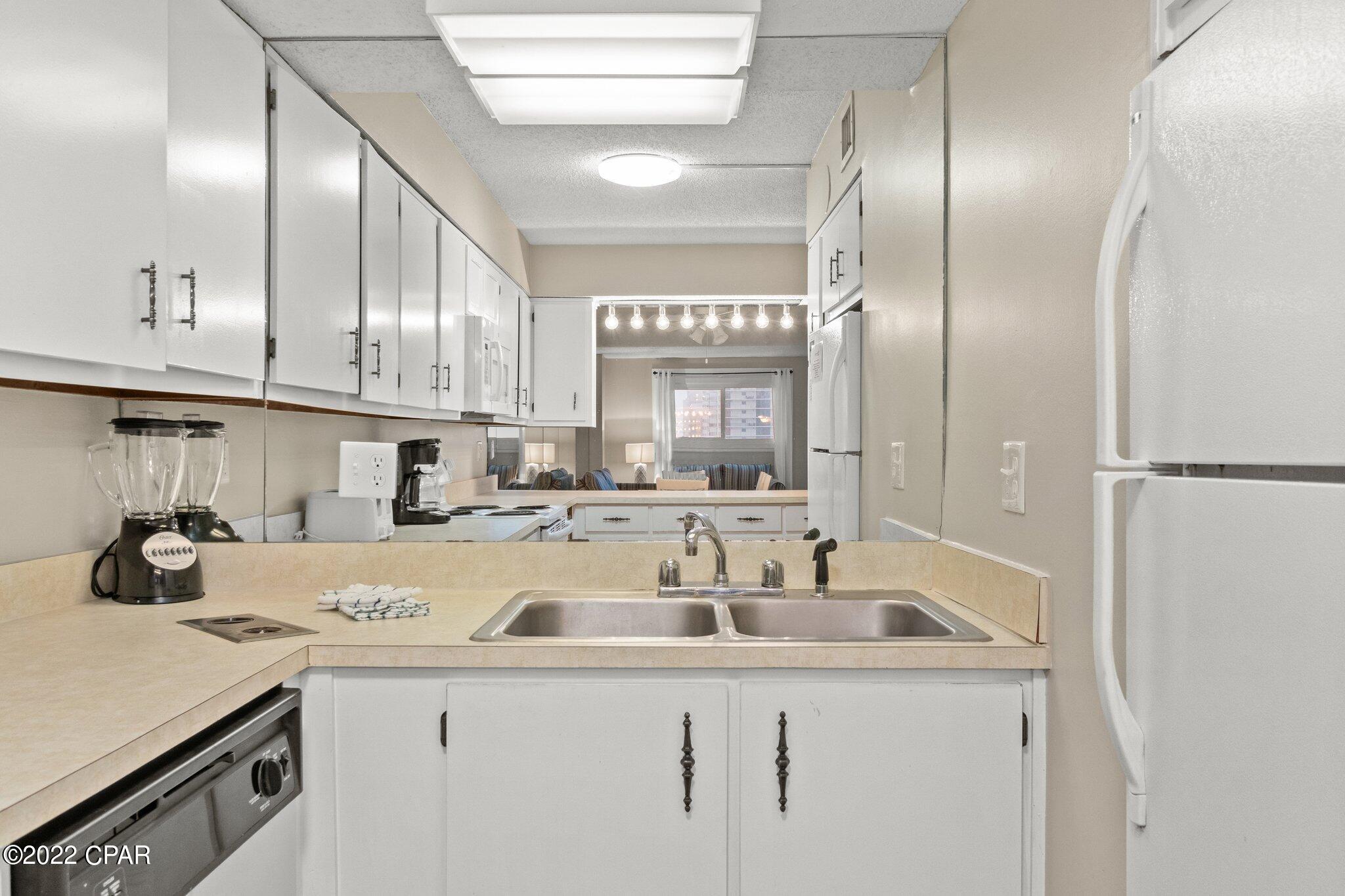 Regency Towers - Residential