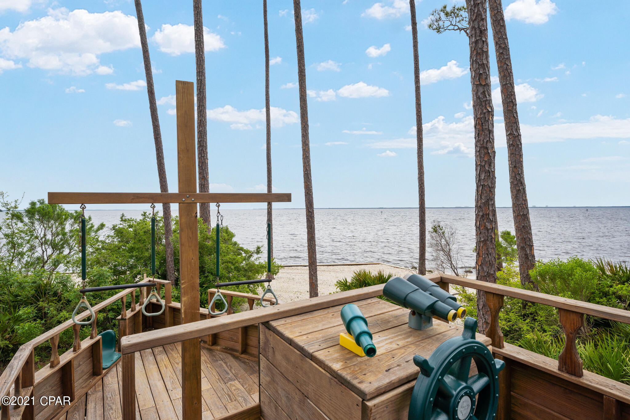 Rivercamps On Crooked Creek - Residential