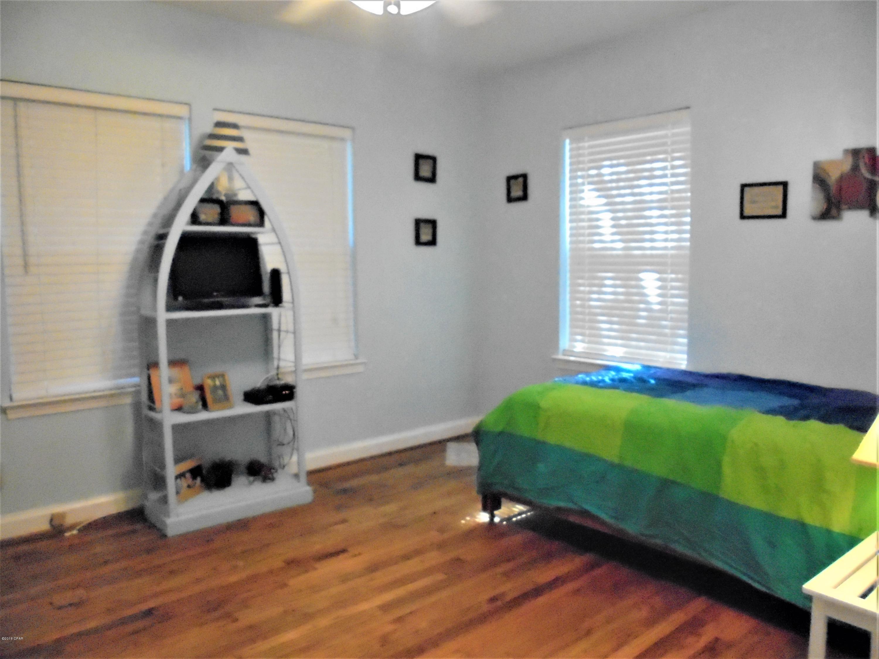 Sudduths 10Th Add - Residential