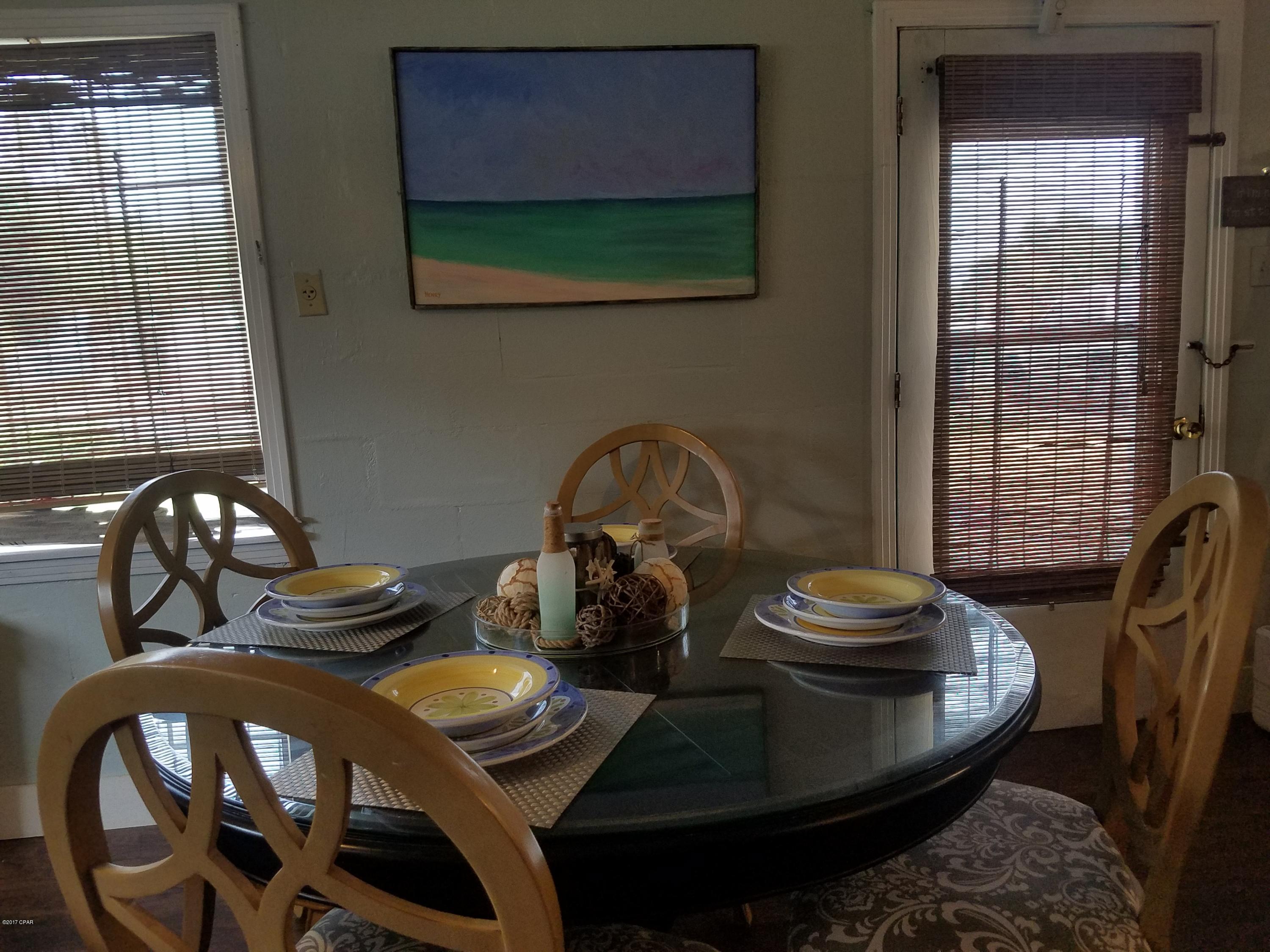 El Centro Villas Ph 1 - Residential Lease