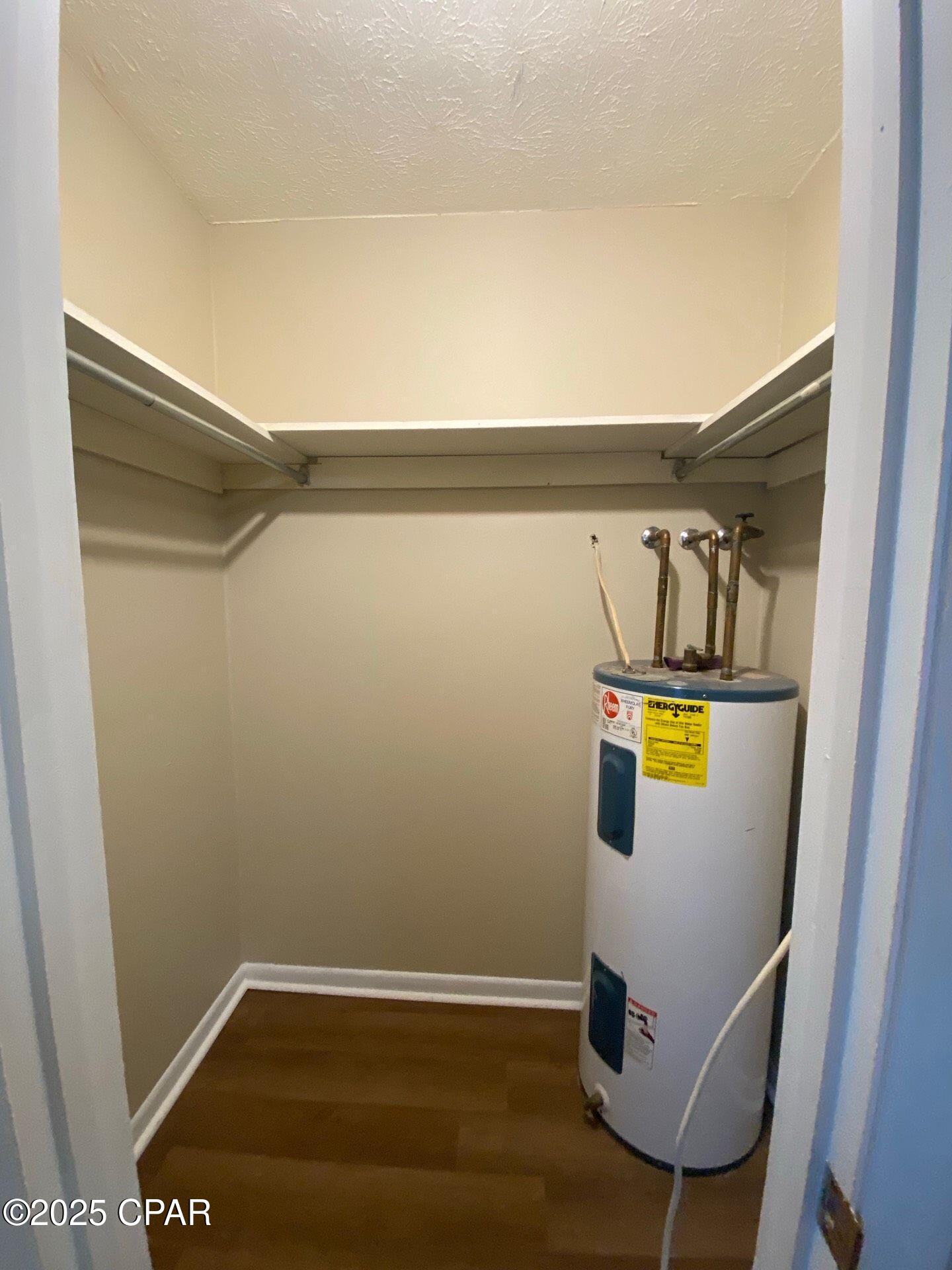 [No Recorded Subdiv] - Residential Lease