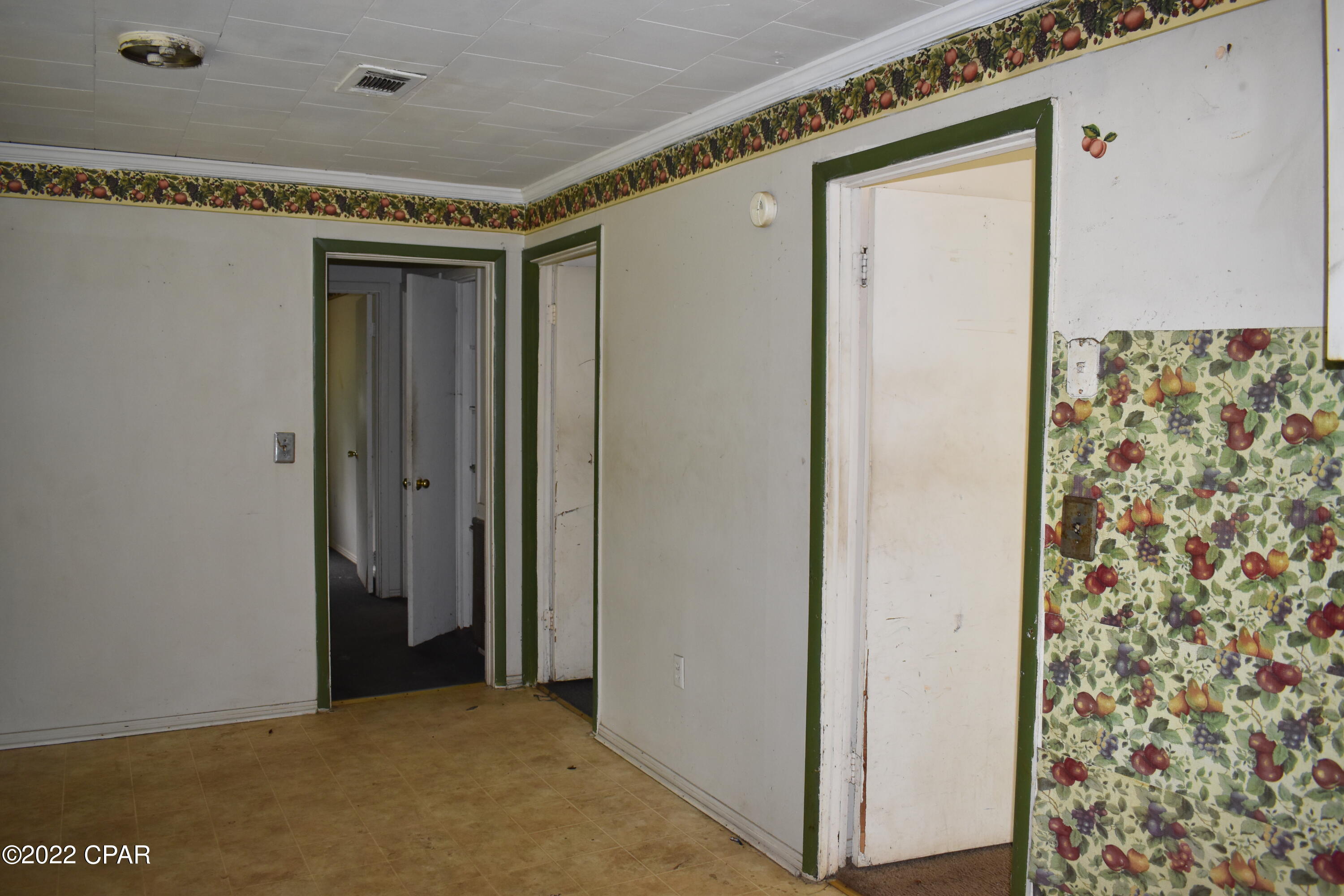 Chipley - Commercial Sale