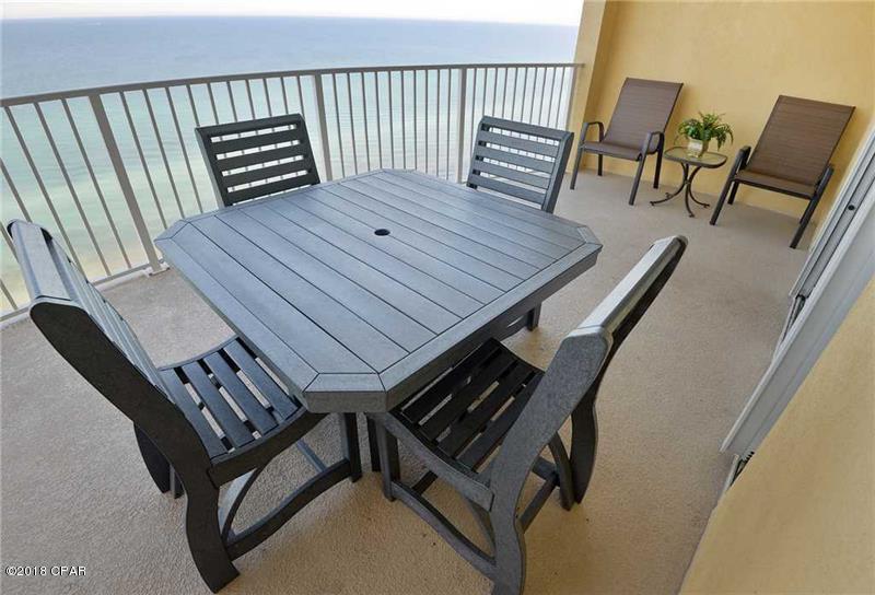 Twin Palms Resort - Residential