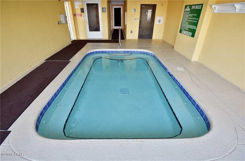 Twin Palms Resort - Residential