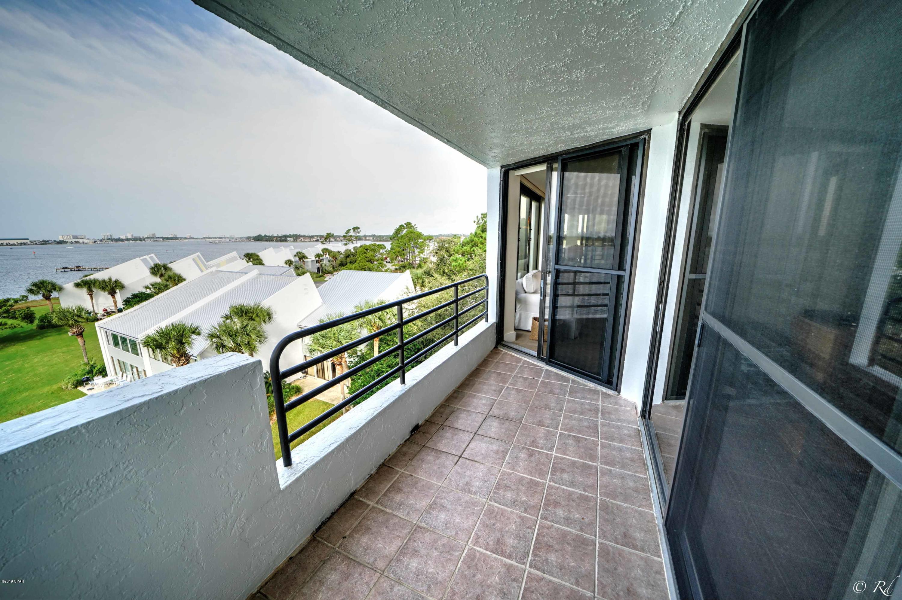 Lagoon Towers Phase I - Residential