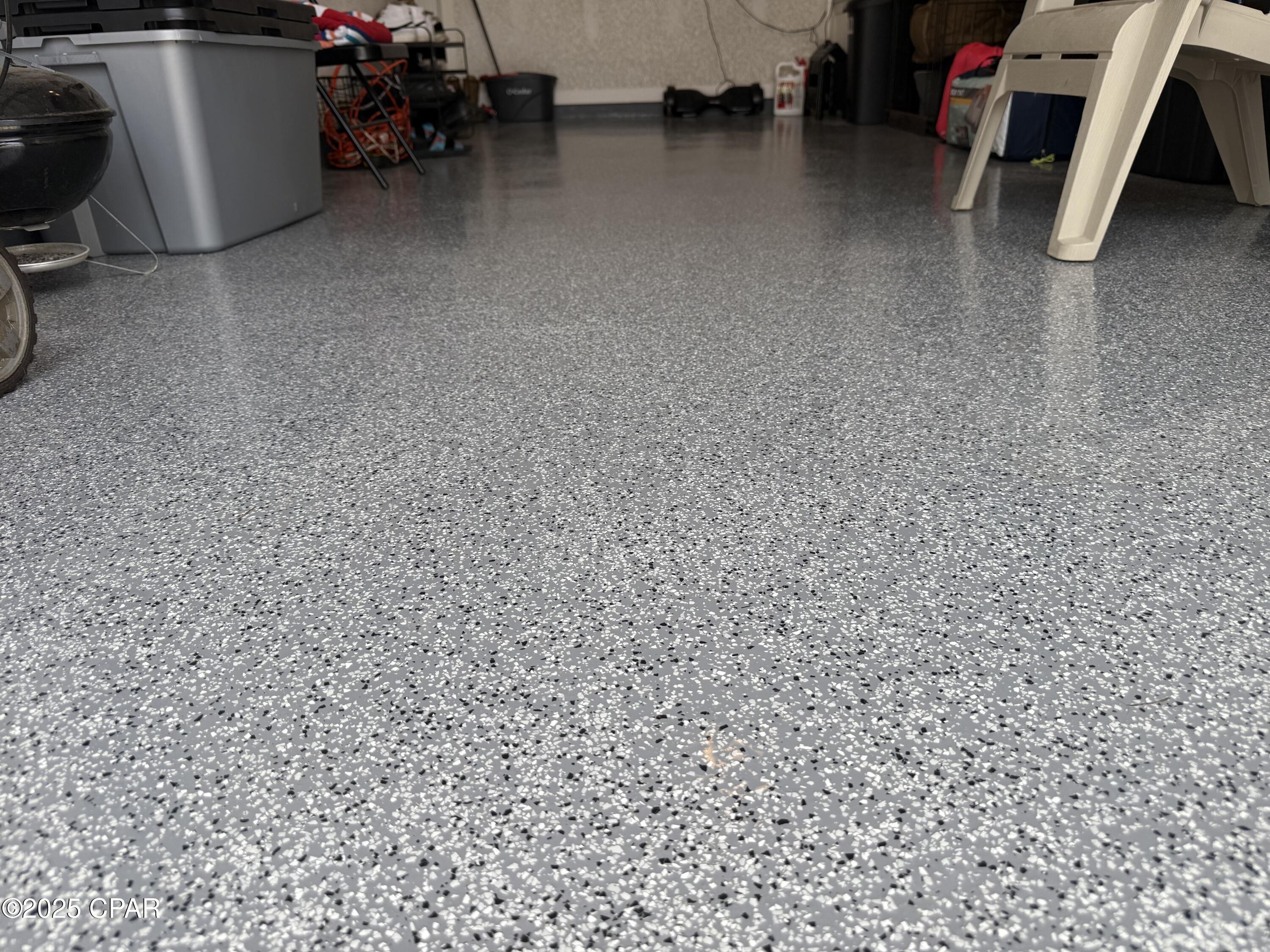 Jakes Landing - Residential Lease