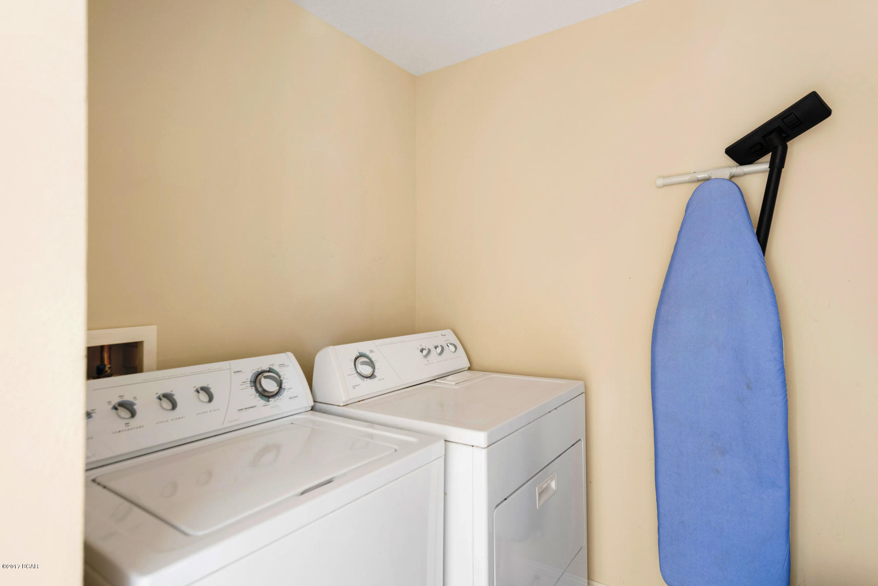 Calypso Towers I - Residential