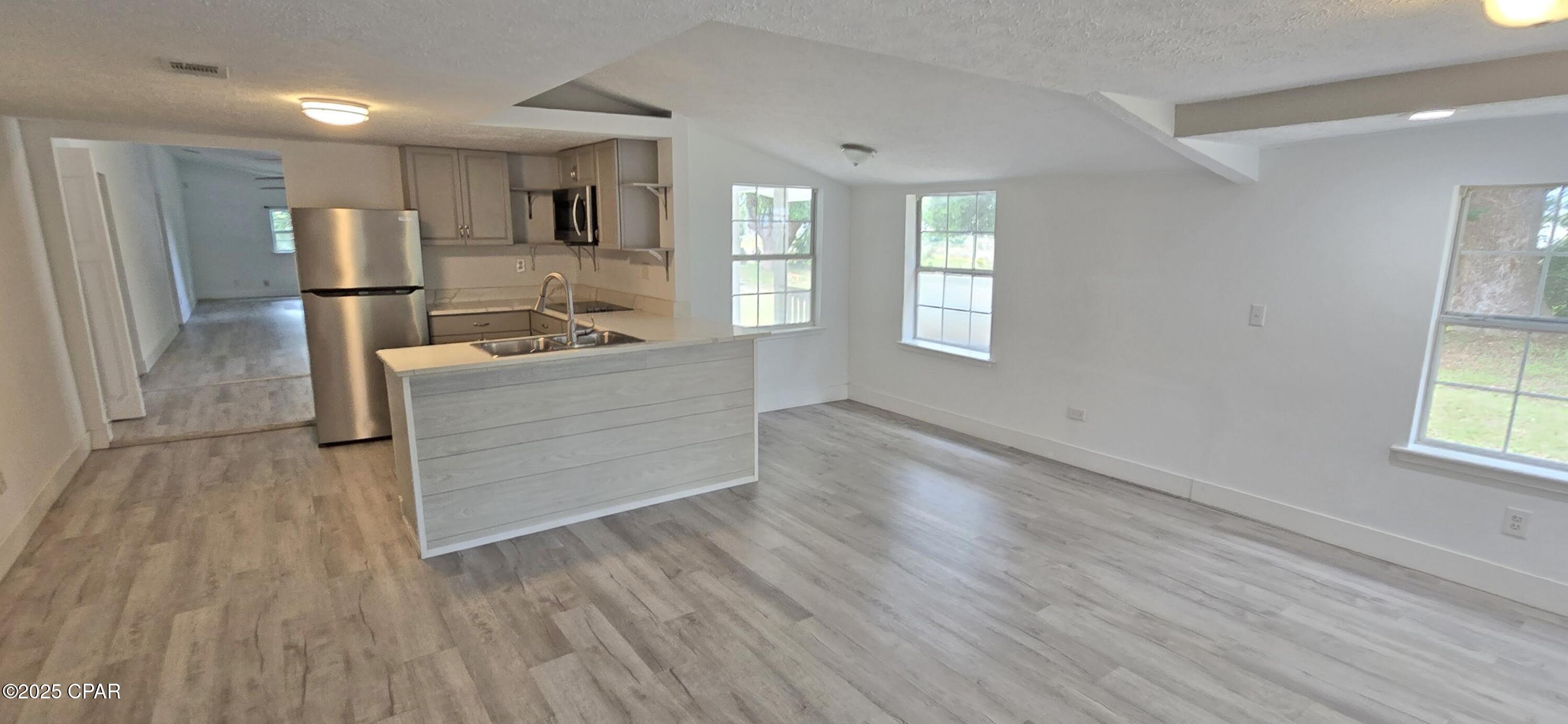 E Springfield - Residential