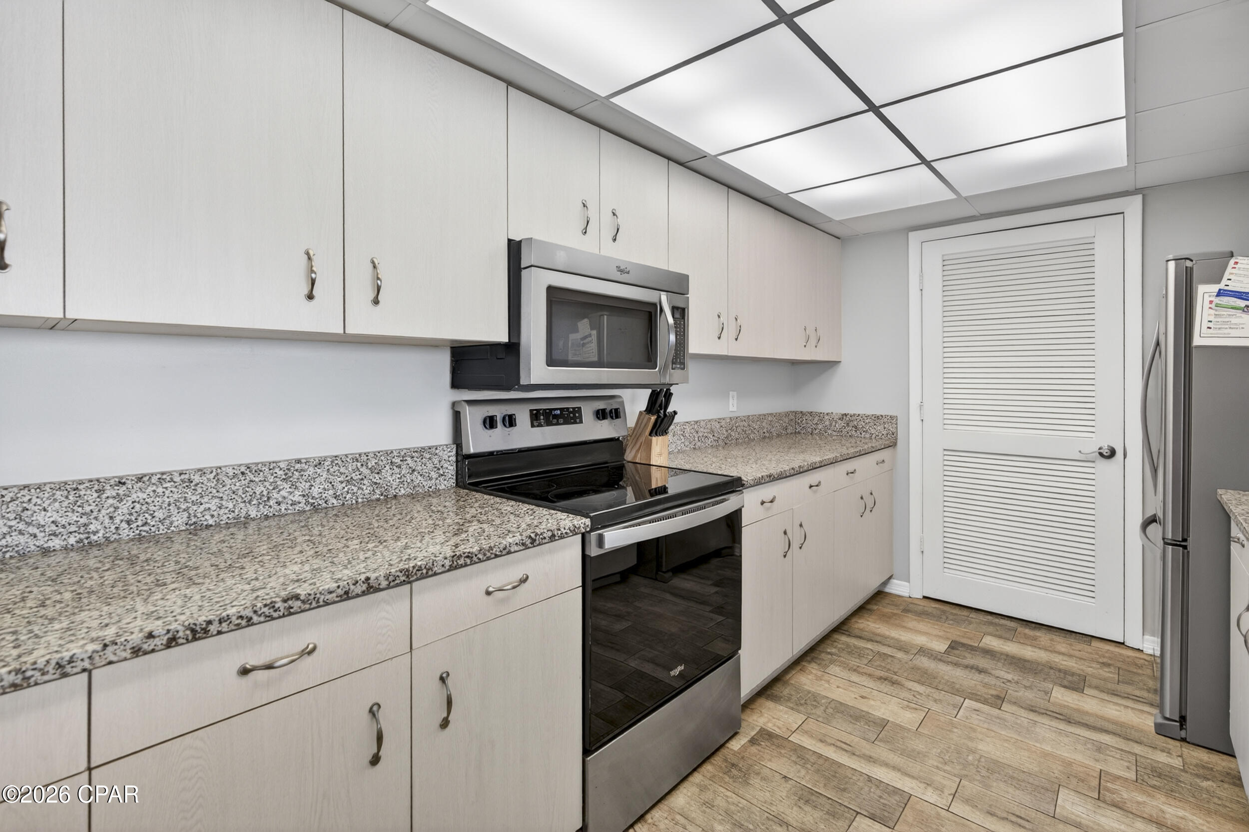 Long Beach Towers III - Residential
