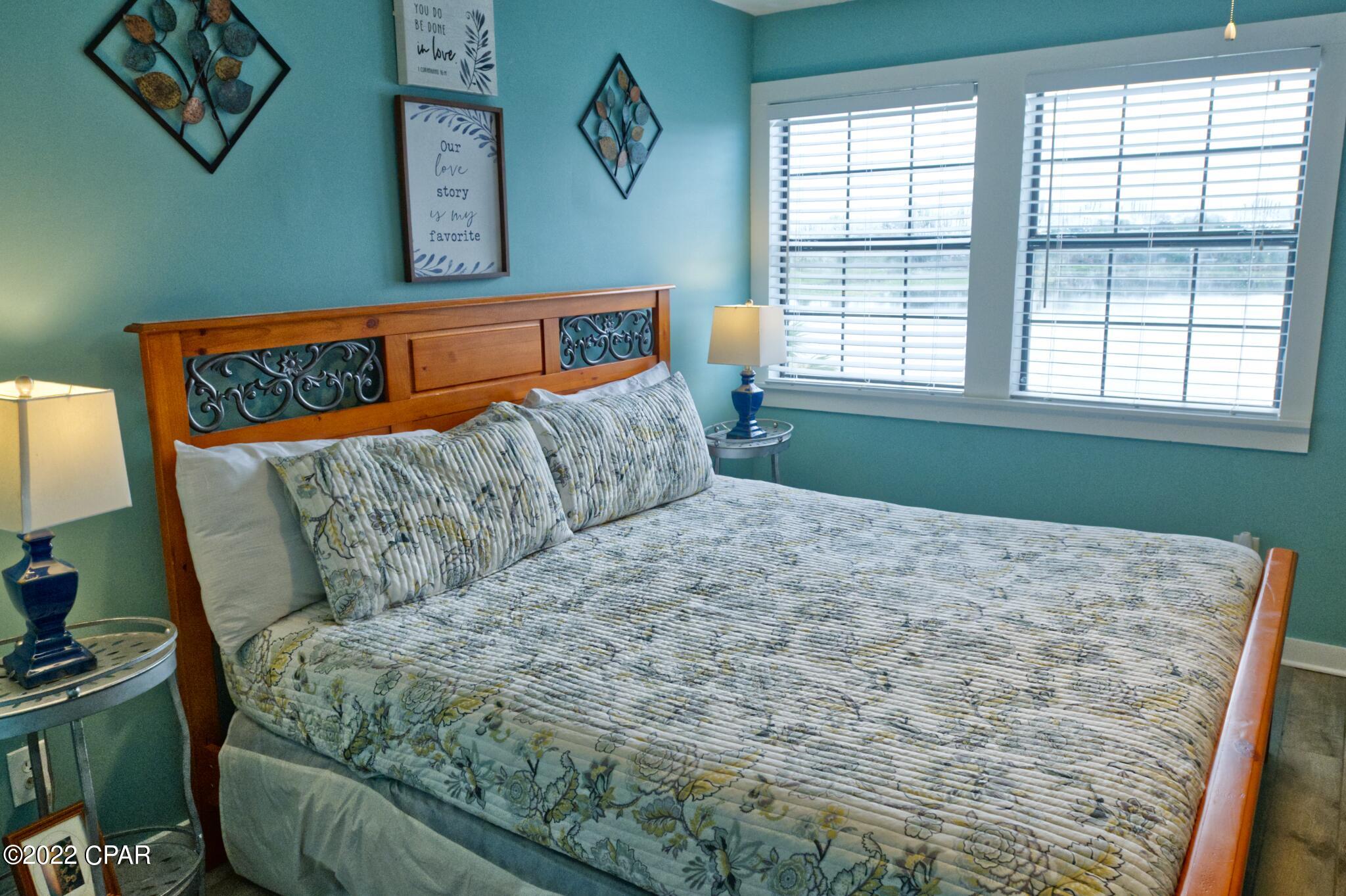 Lullwater Beach - Residential