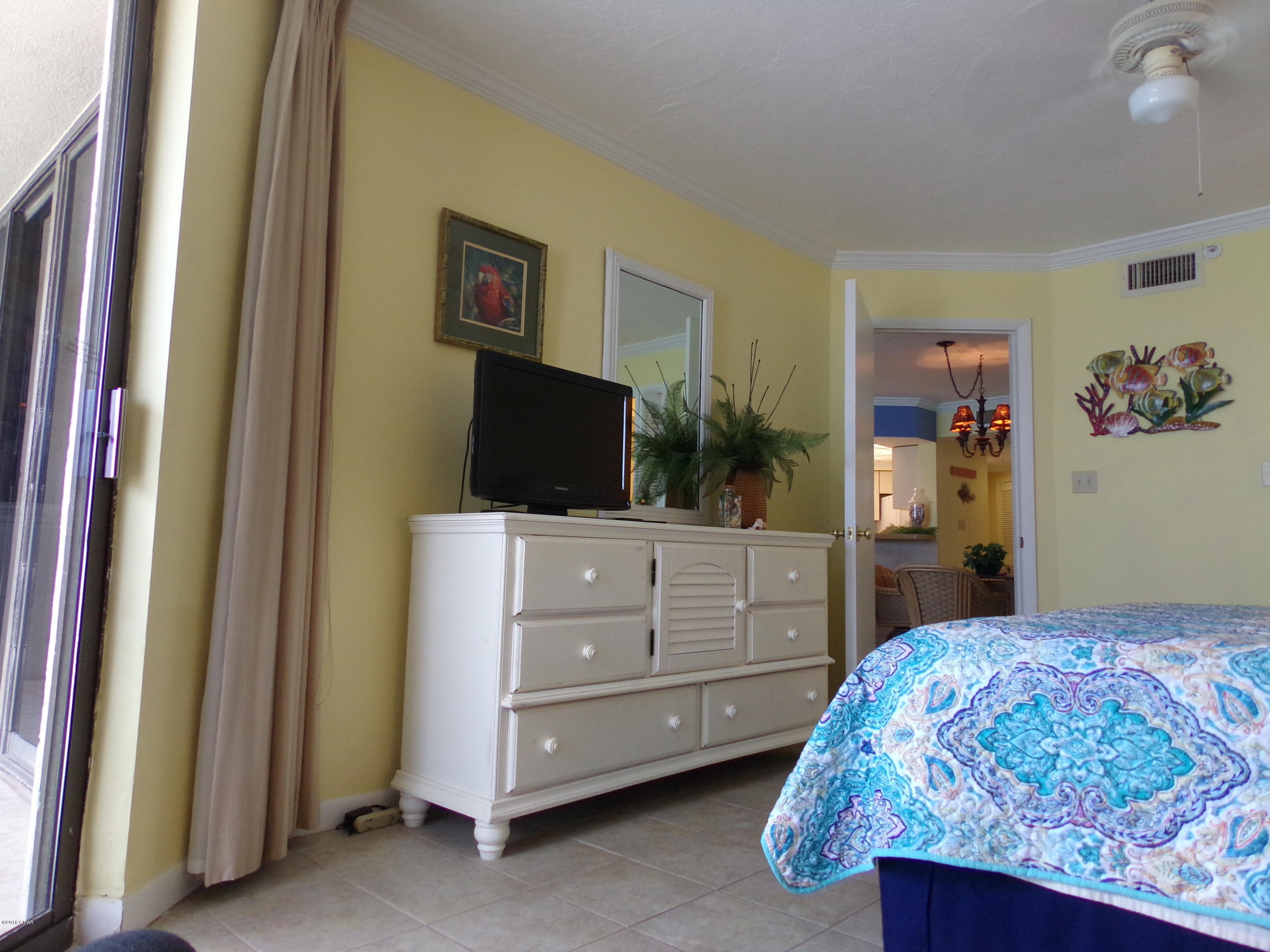 Summerhouse Condo. - Residential