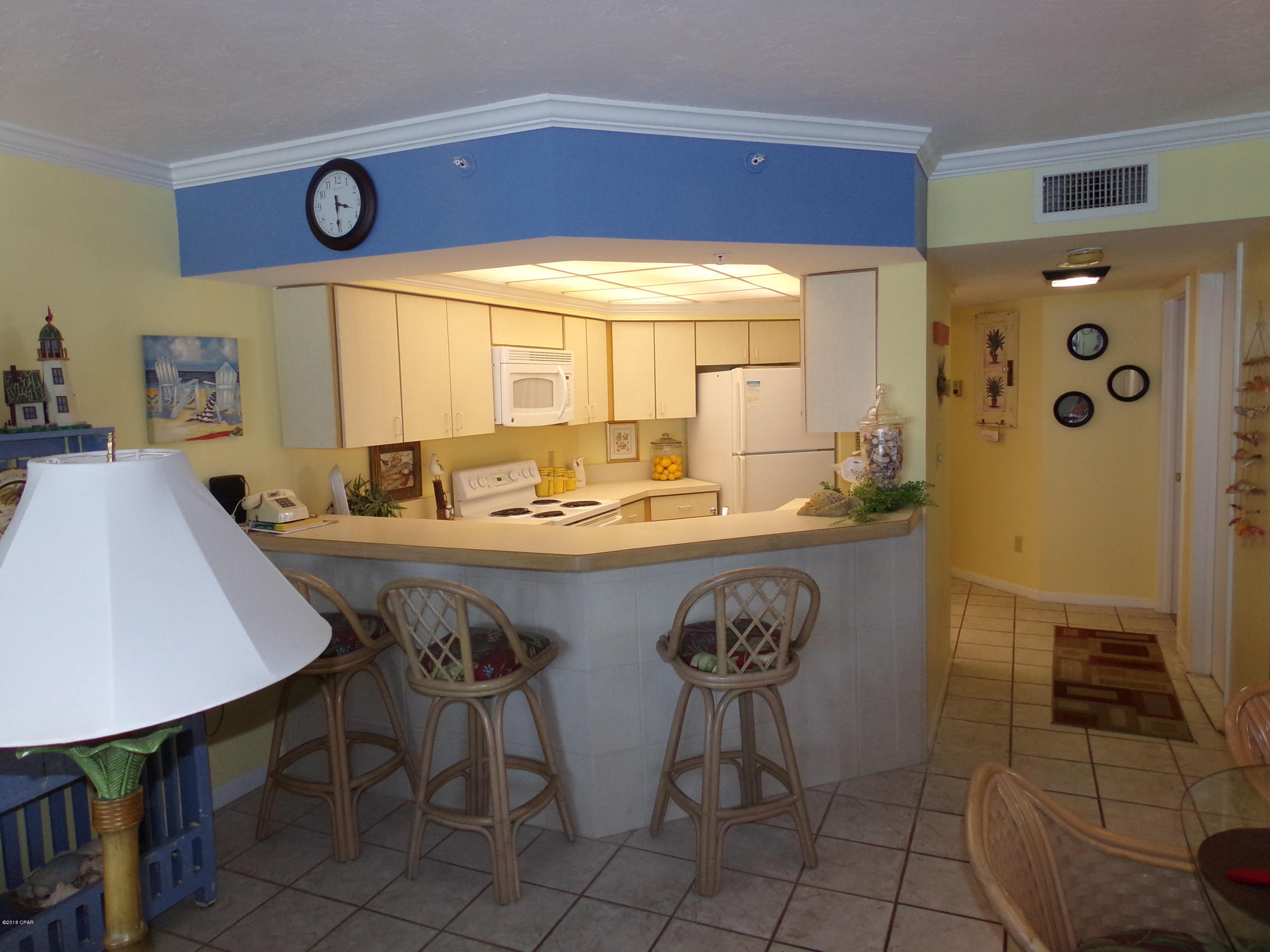 Summerhouse Condo. - Residential