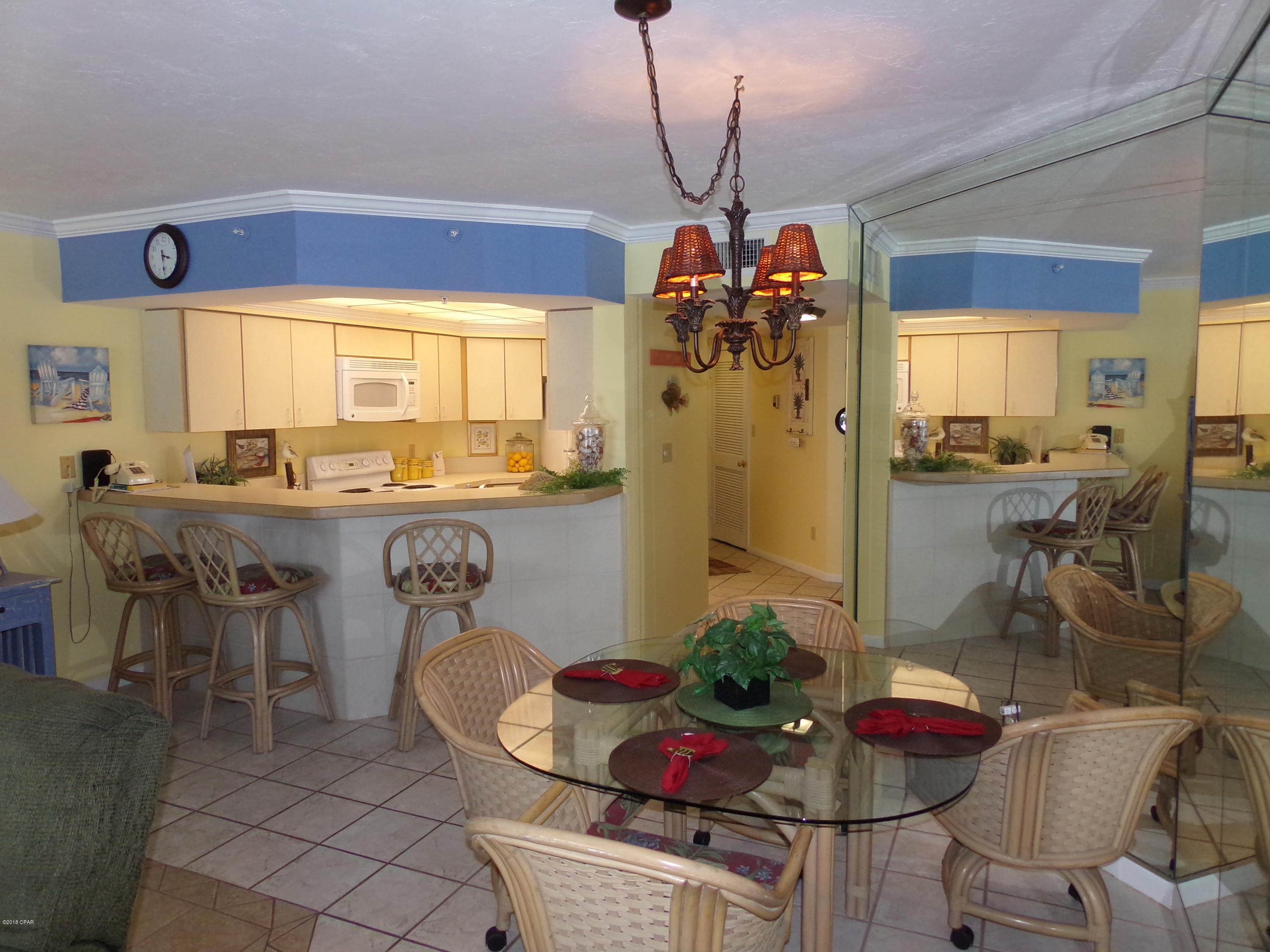 Summerhouse Condo. - Residential